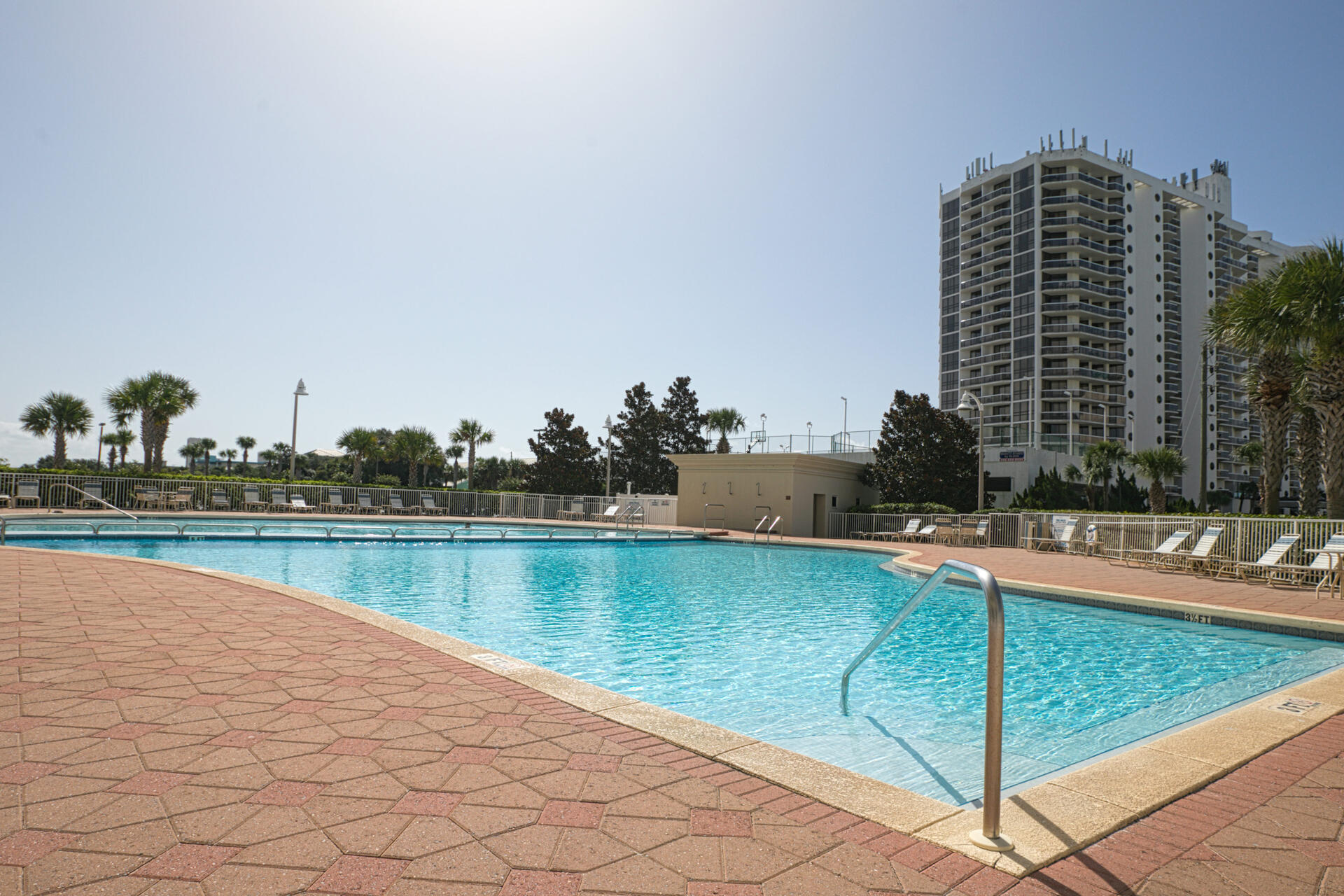 ARIEL DUNES - Residential