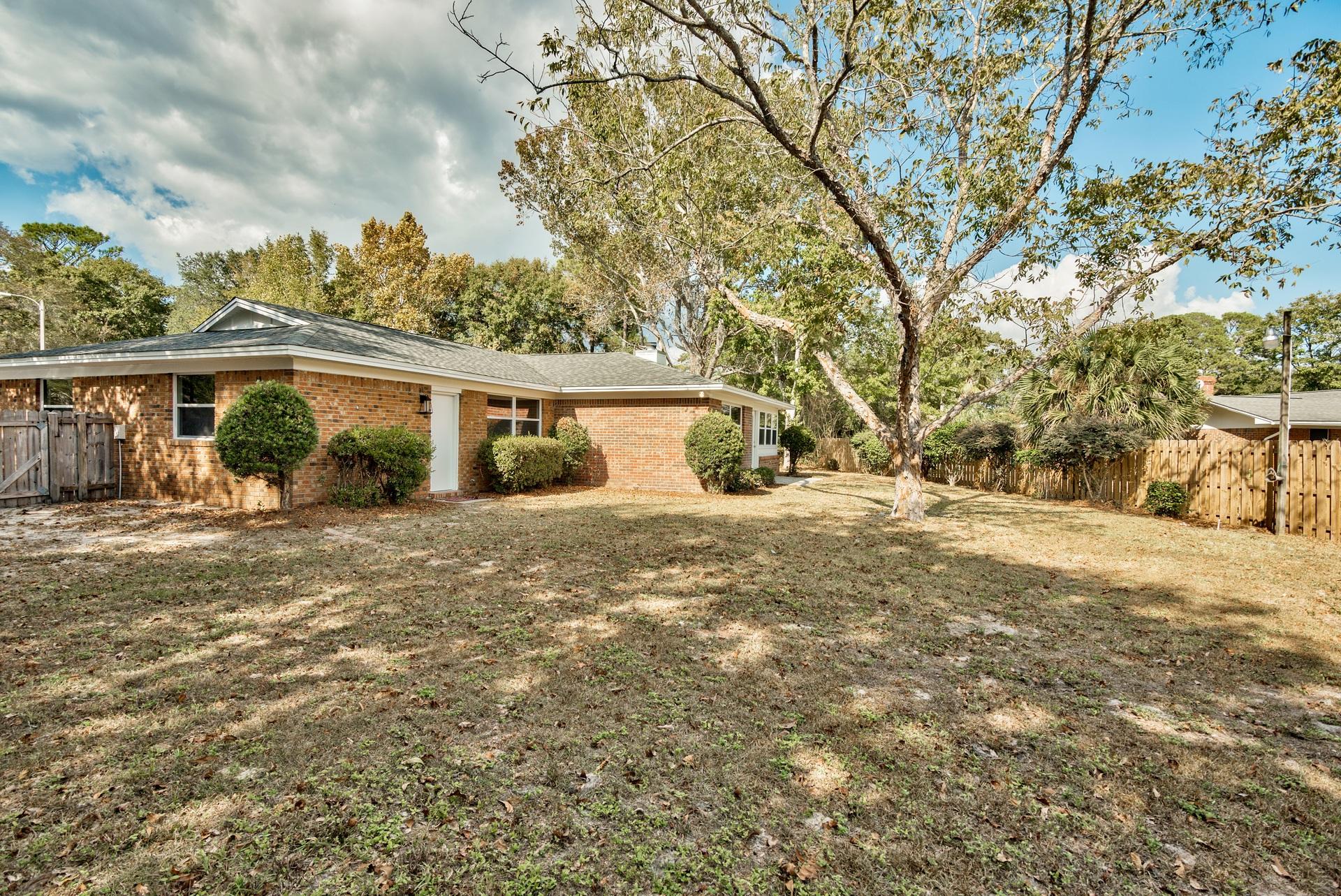 PALM ESTATES UNIT 2 - Residential