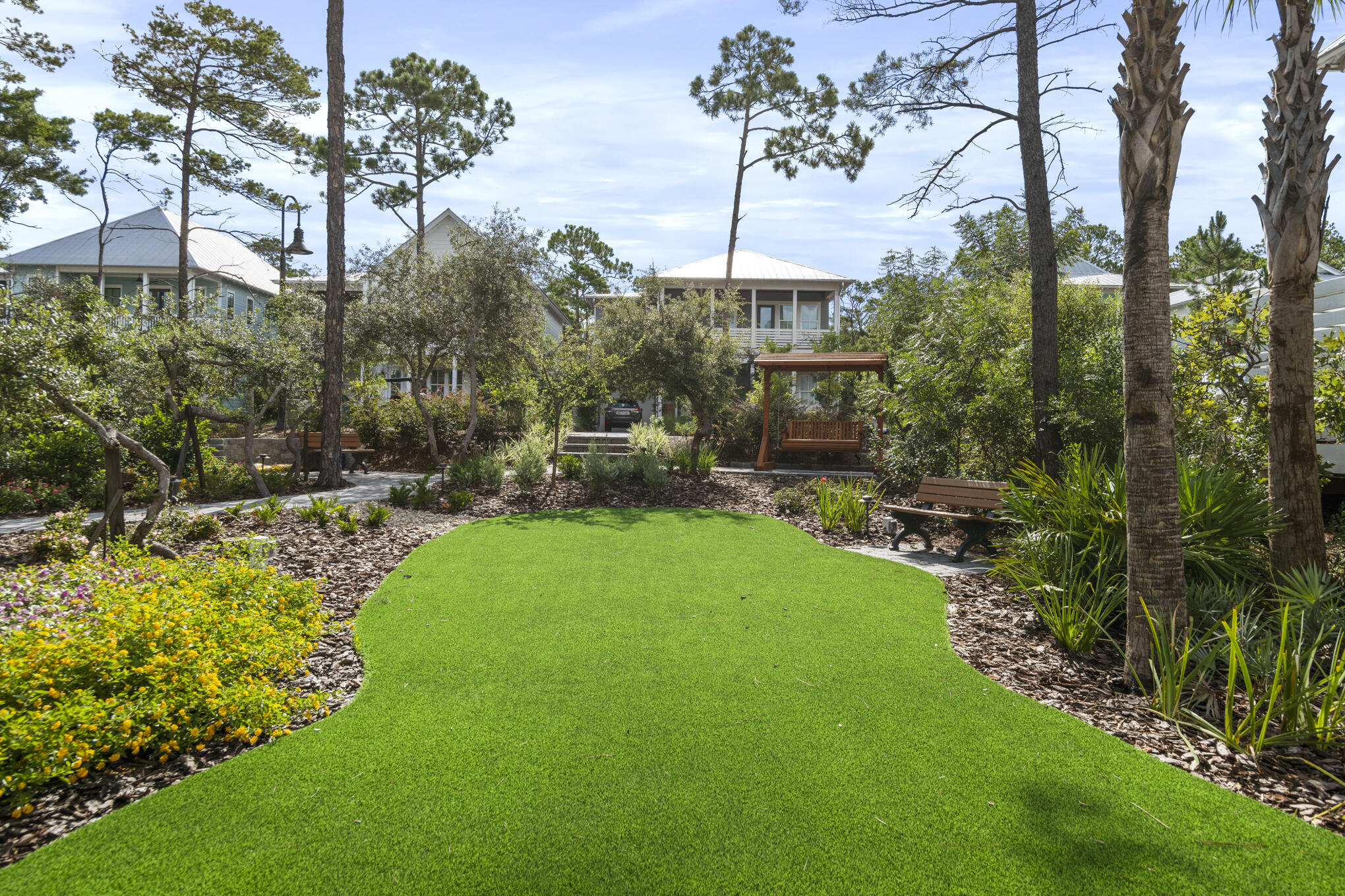 LAKESIDE AT BLUE MOUNTAIN BEACH - Residential