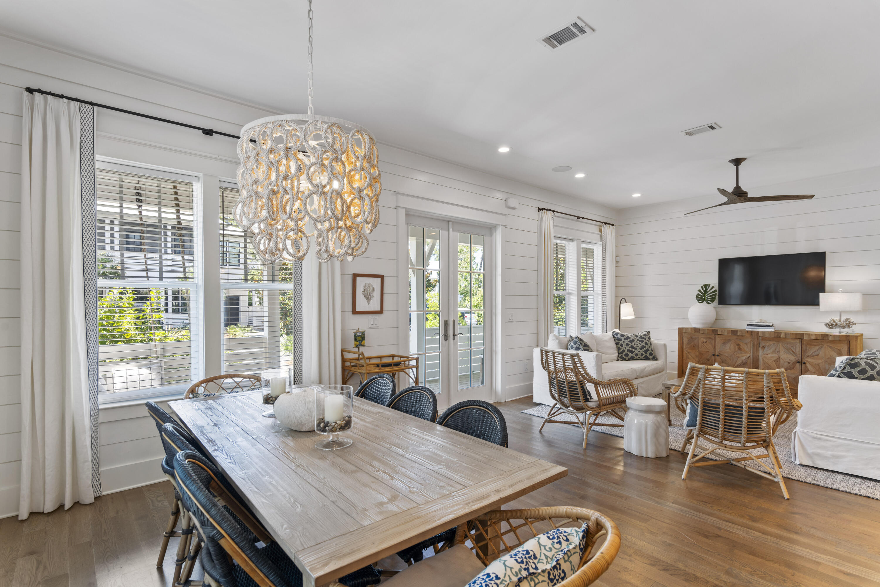 LAKESIDE AT BLUE MOUNTAIN BEACH - Residential