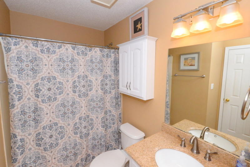 MARAVILLA CONDO 3 - Residential