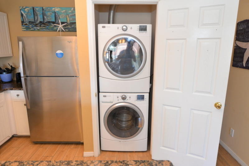 MARAVILLA CONDO 3 - Residential