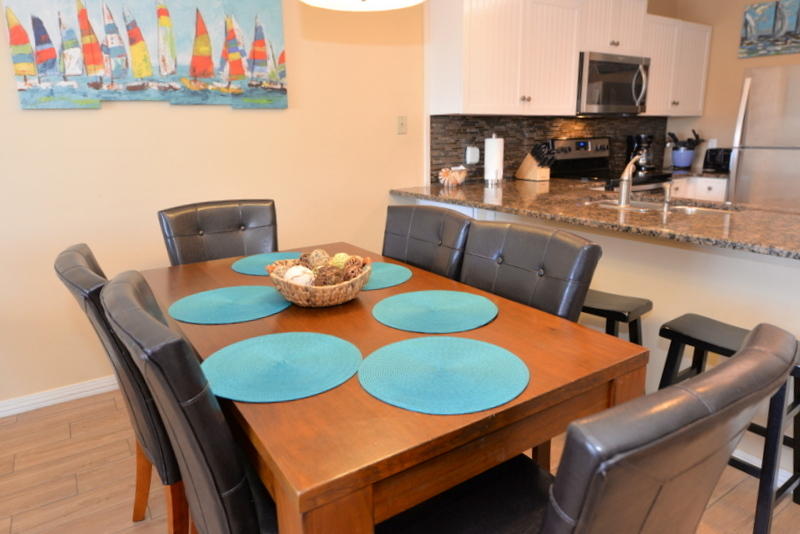 MARAVILLA CONDO 3 - Residential