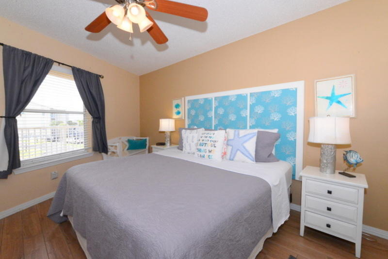 MARAVILLA CONDO 3 - Residential