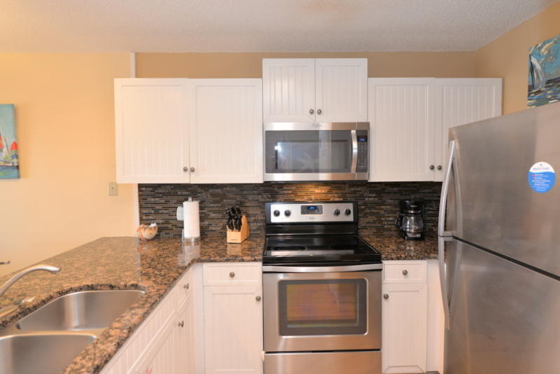 MARAVILLA CONDO 3 - Residential