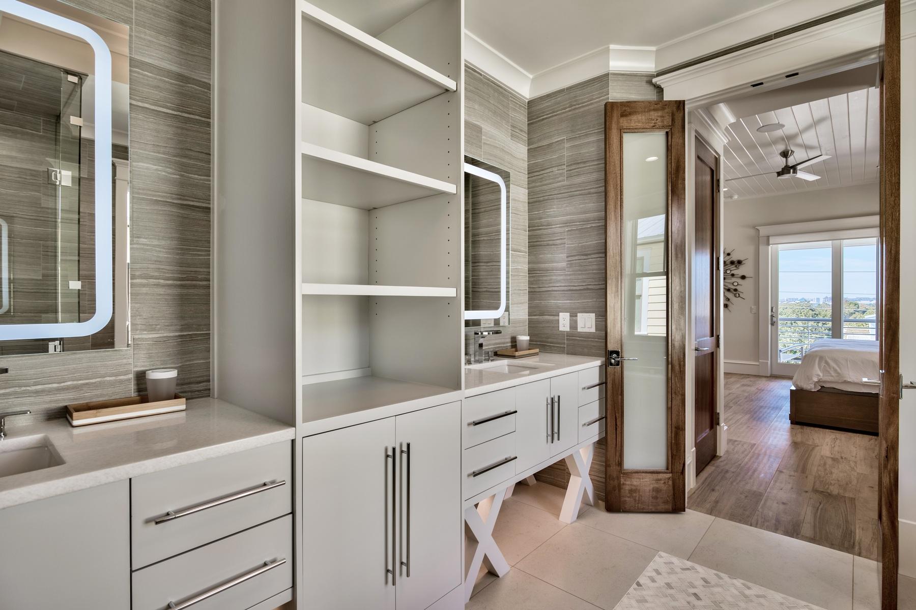 CRYSTAL BEACH - Residential