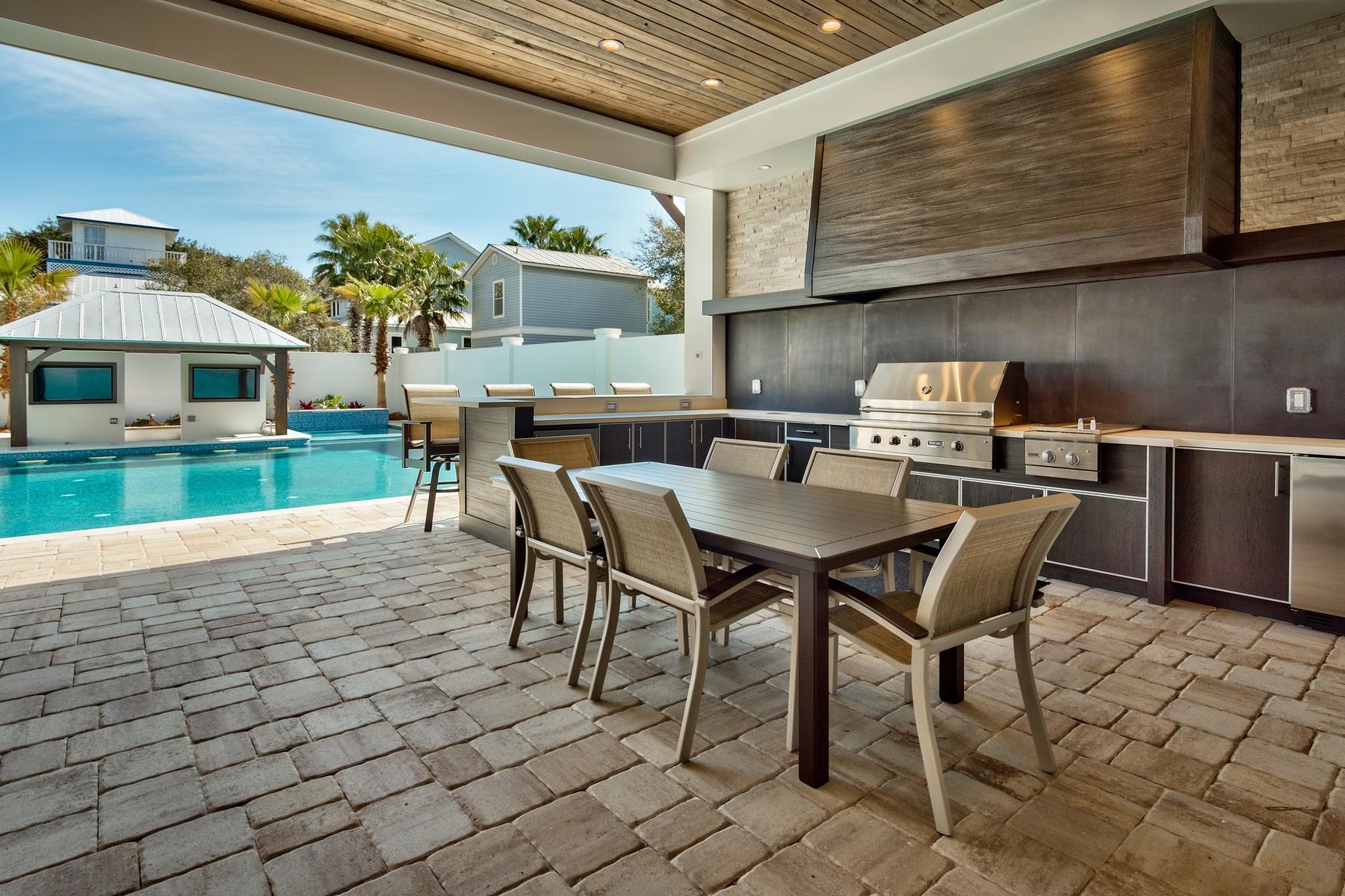 CRYSTAL BEACH - Residential