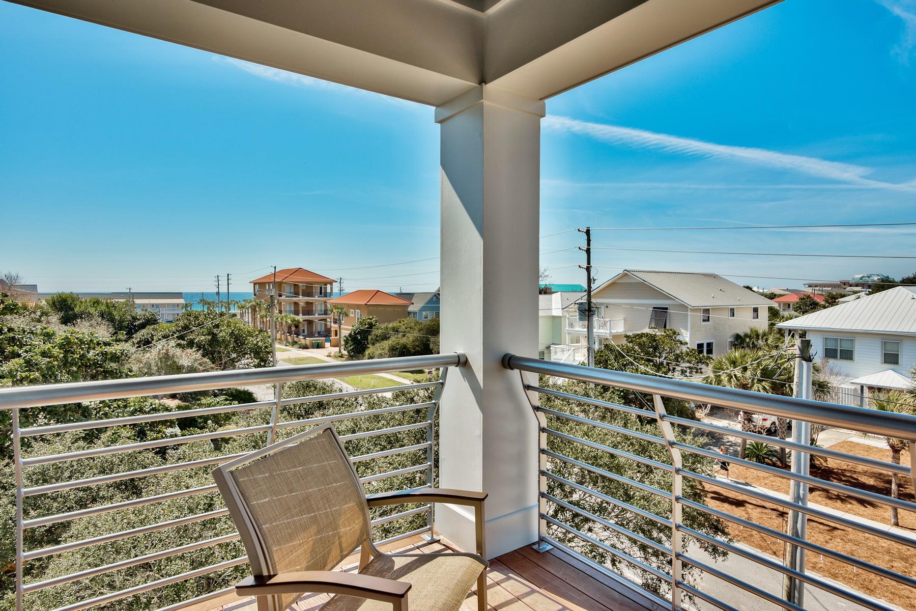CRYSTAL BEACH - Residential