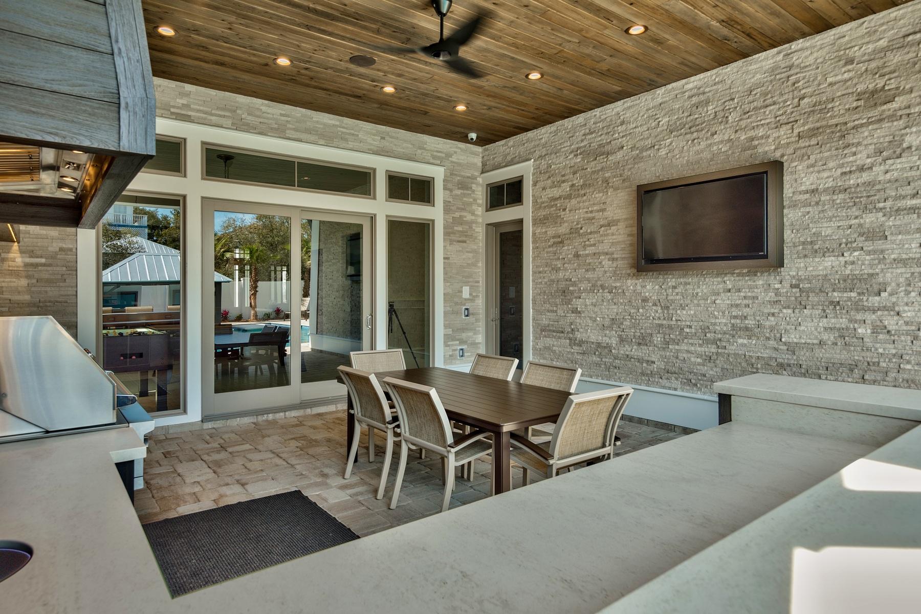 CRYSTAL BEACH - Residential