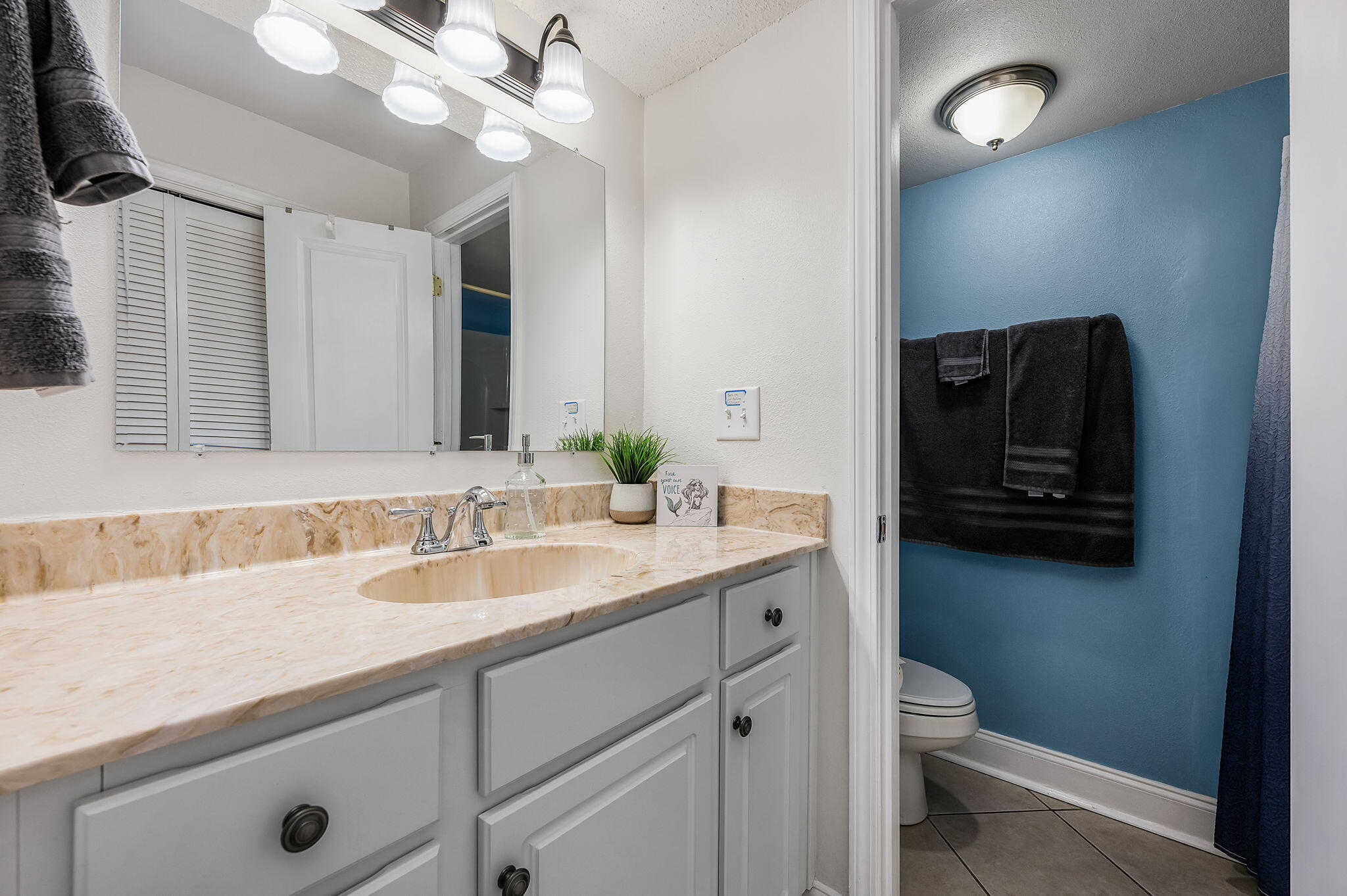 Seascape Condo Garden Villa - Residential Lease