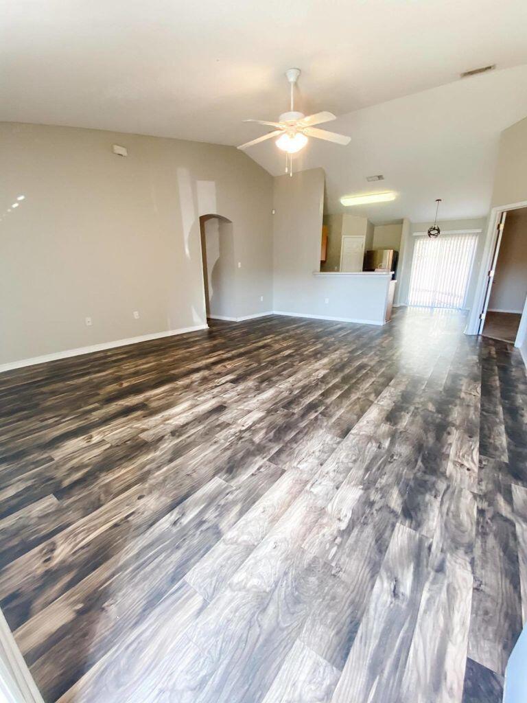RIDGE CREST PH II - Residential Lease
