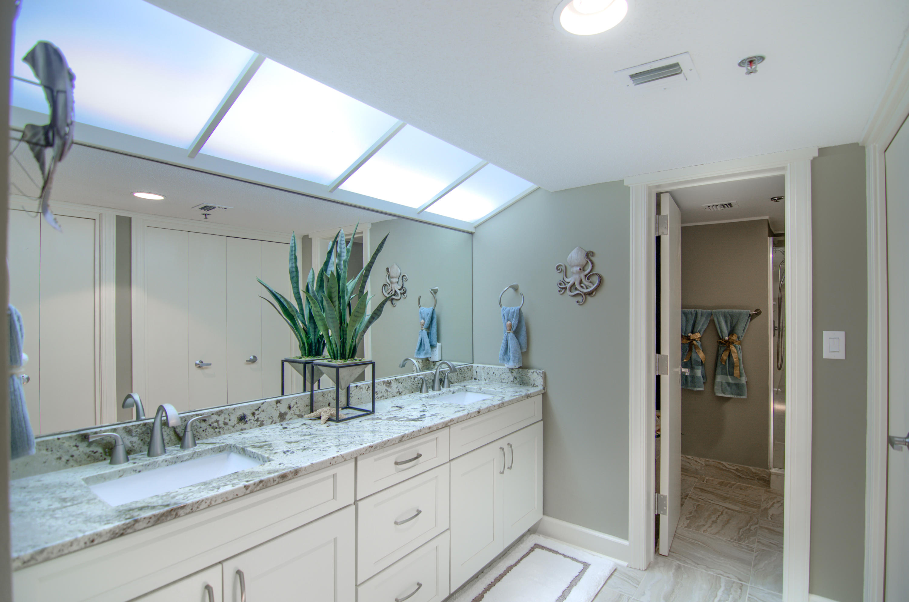 EAST PASS TOWERS CONDO - Residential