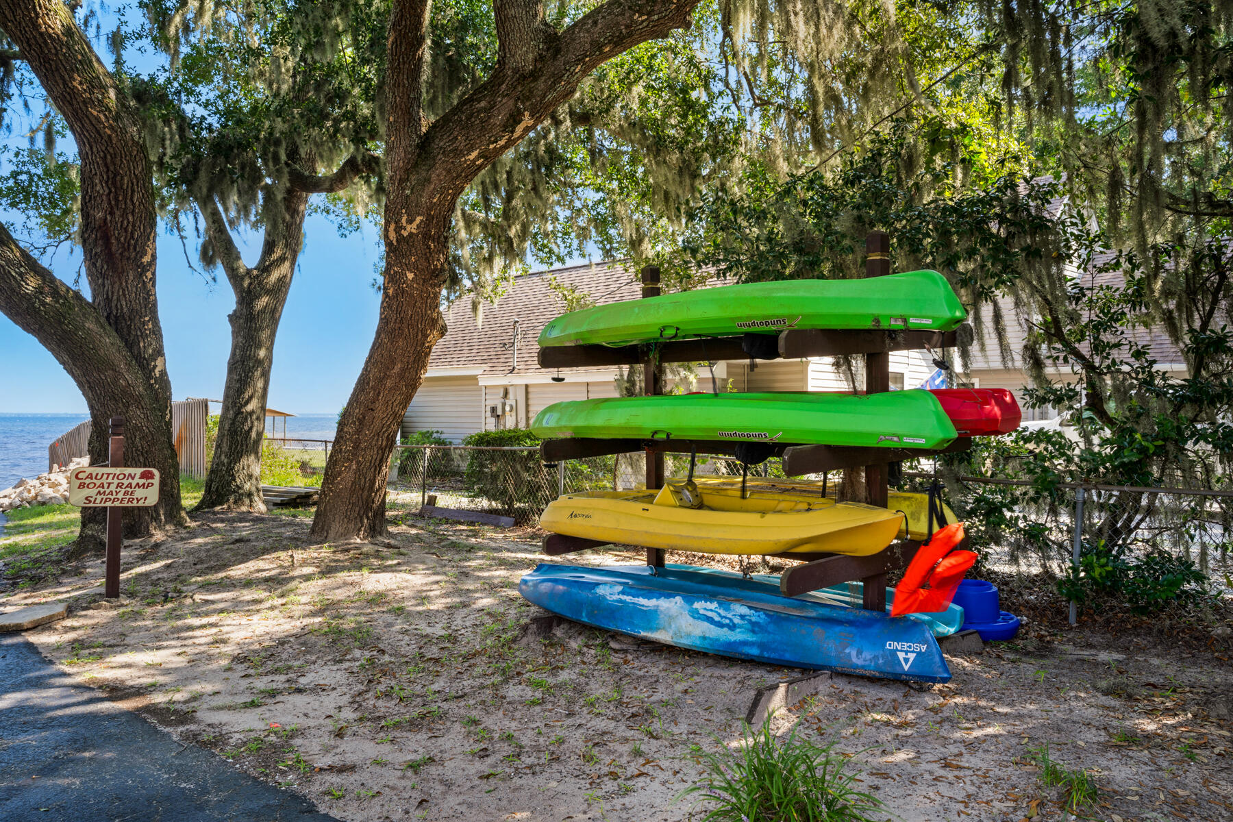 MOSSEY COVE T/H - Residential