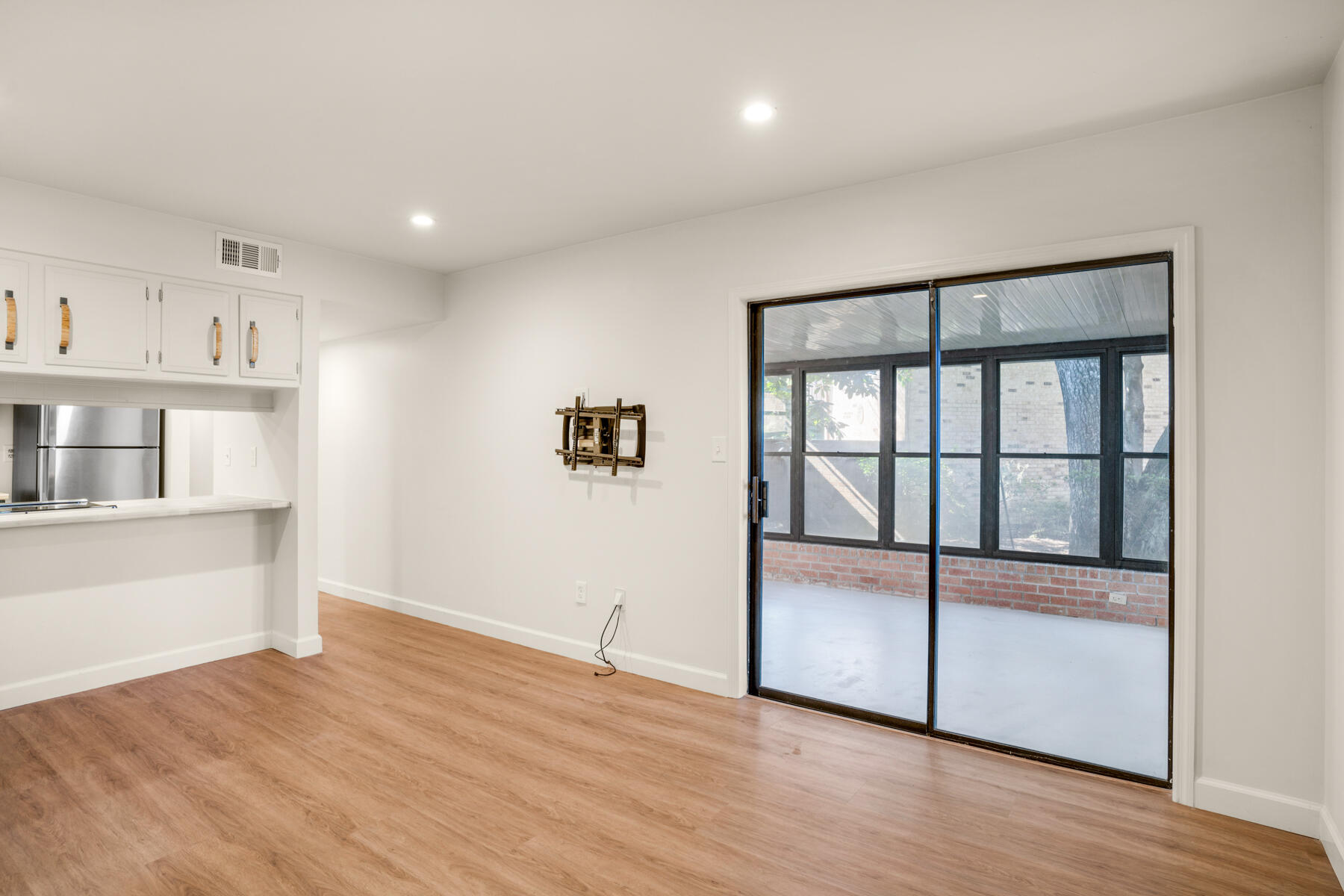 MOSSEY COVE T/H - Residential
