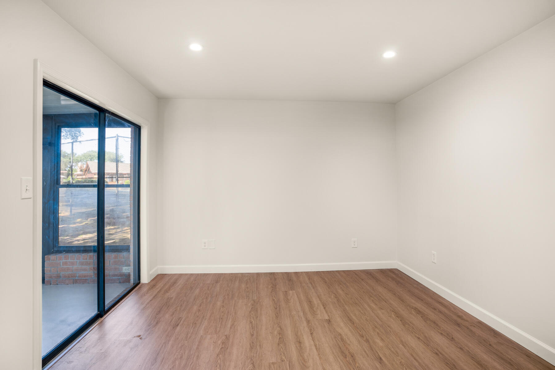 MOSSEY COVE T/H - Residential