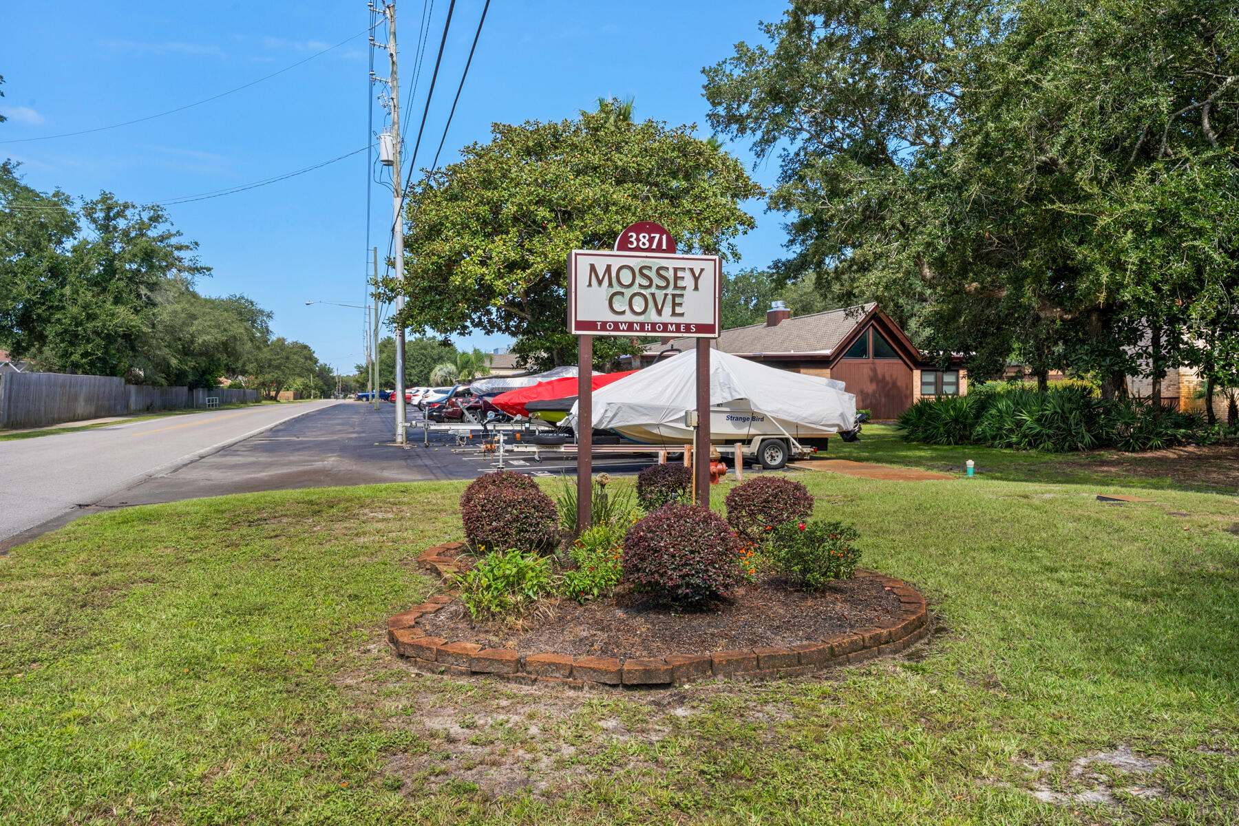 MOSSEY COVE T/H - Residential