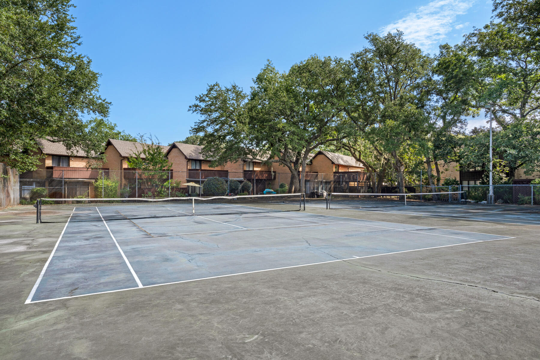 MOSSEY COVE T/H - Residential