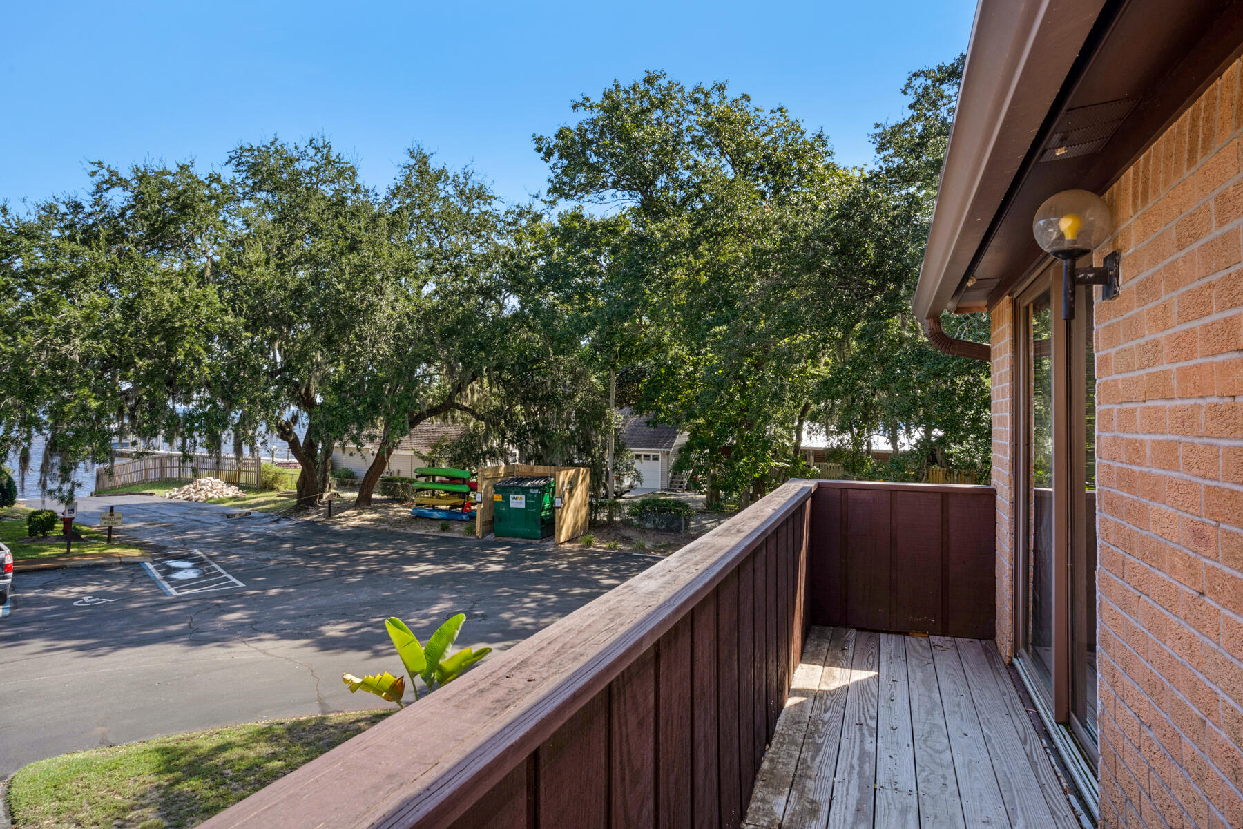 MOSSEY COVE T/H - Residential