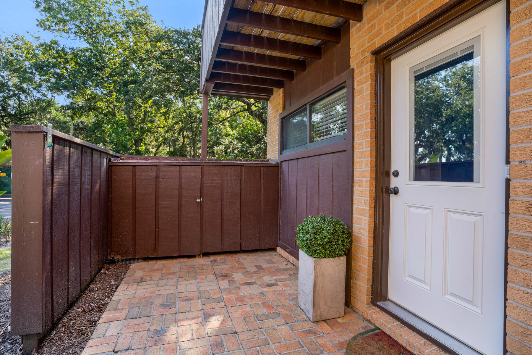 MOSSEY COVE T/H - Residential