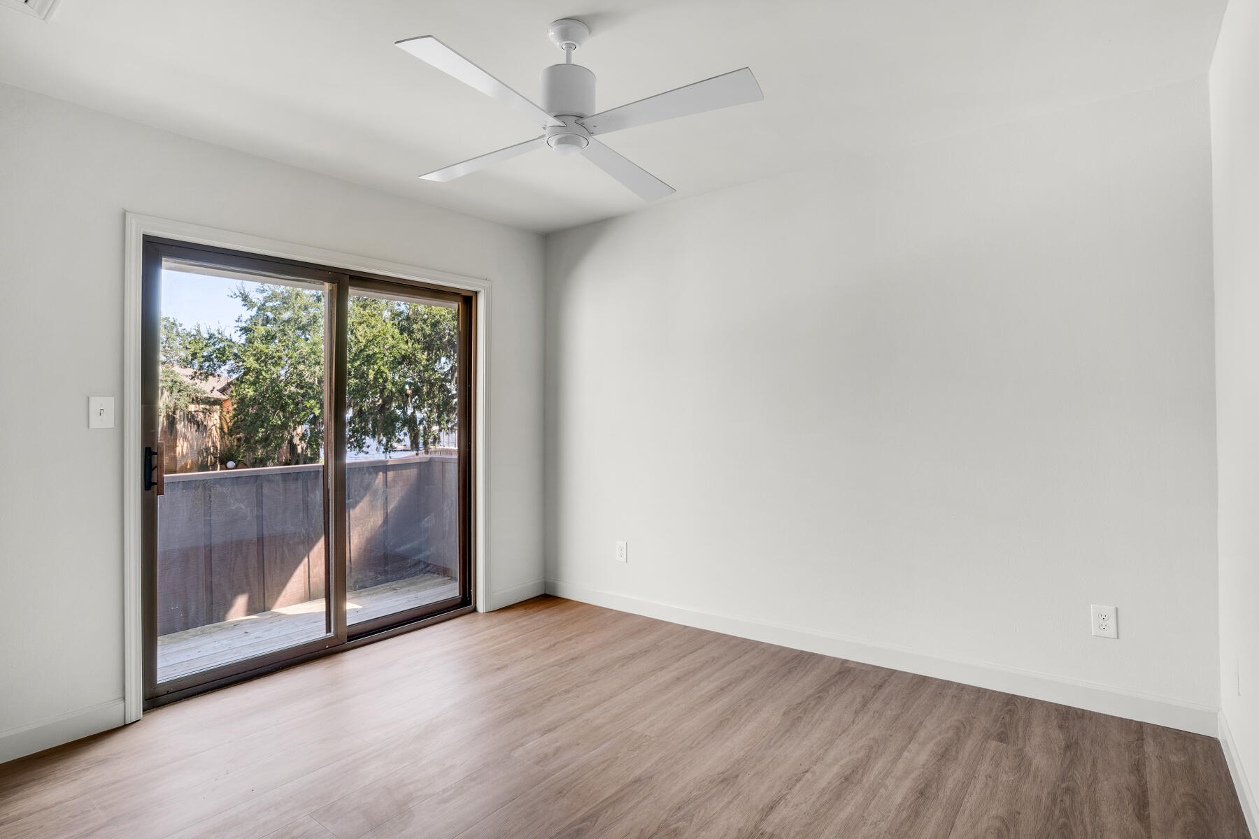 MOSSEY COVE T/H - Residential