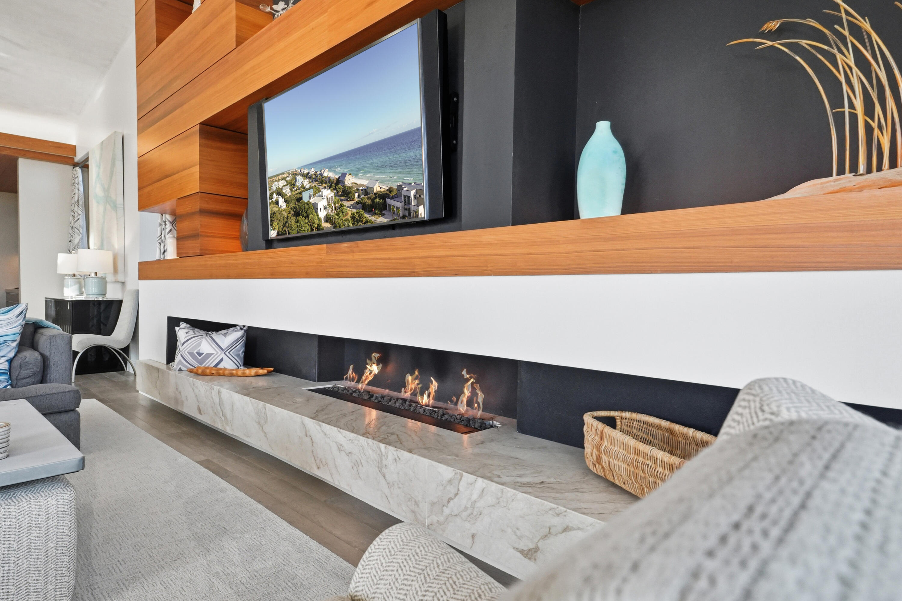 BLUE MOUNTAIN BEACH - Residential