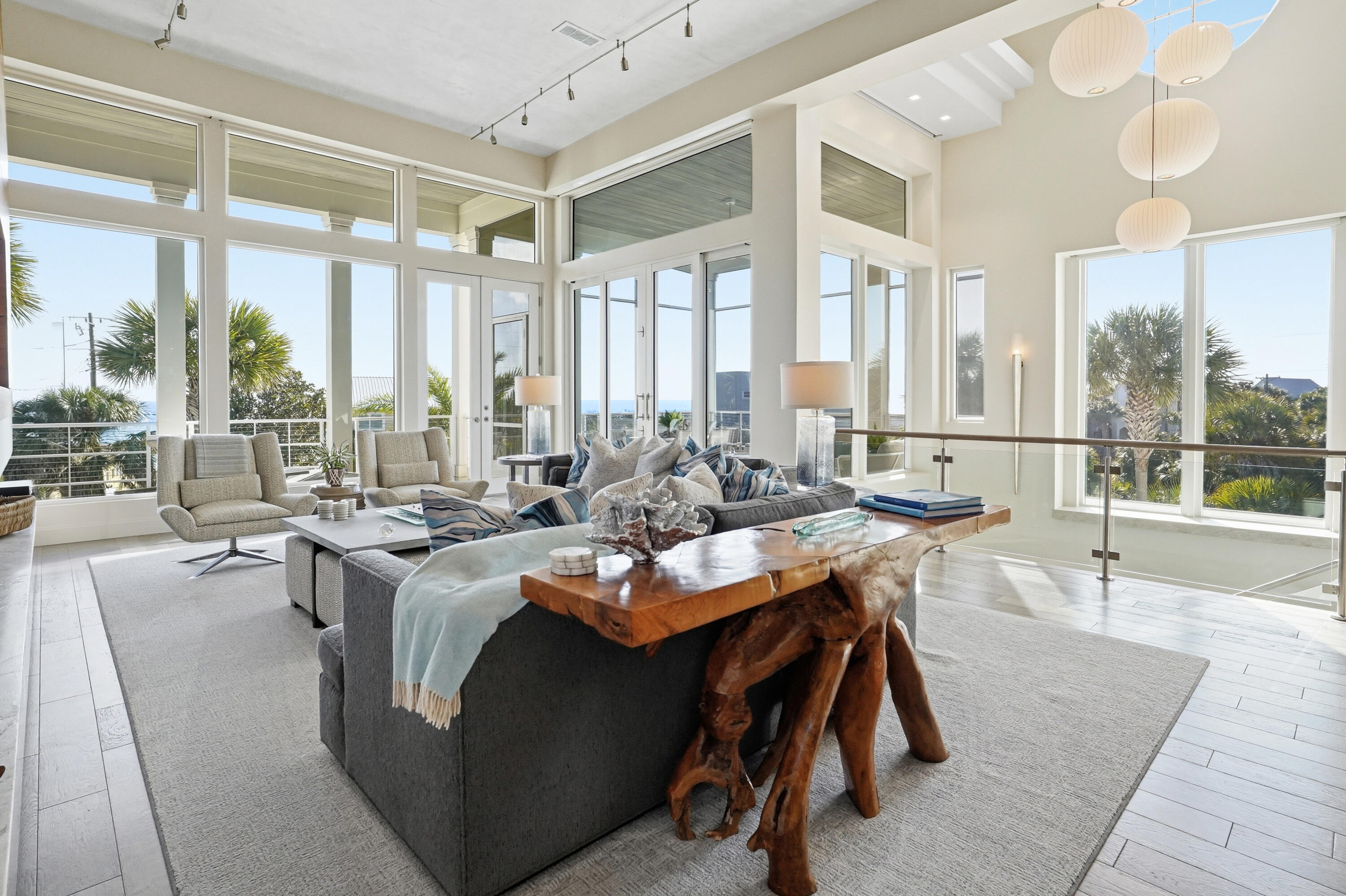 BLUE MOUNTAIN BEACH - Residential