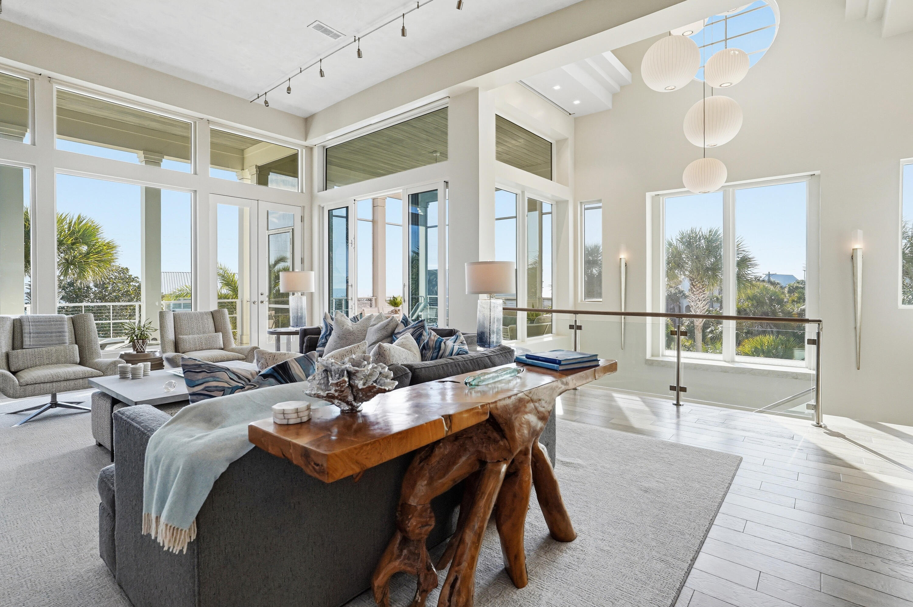 BLUE MOUNTAIN BEACH - Residential