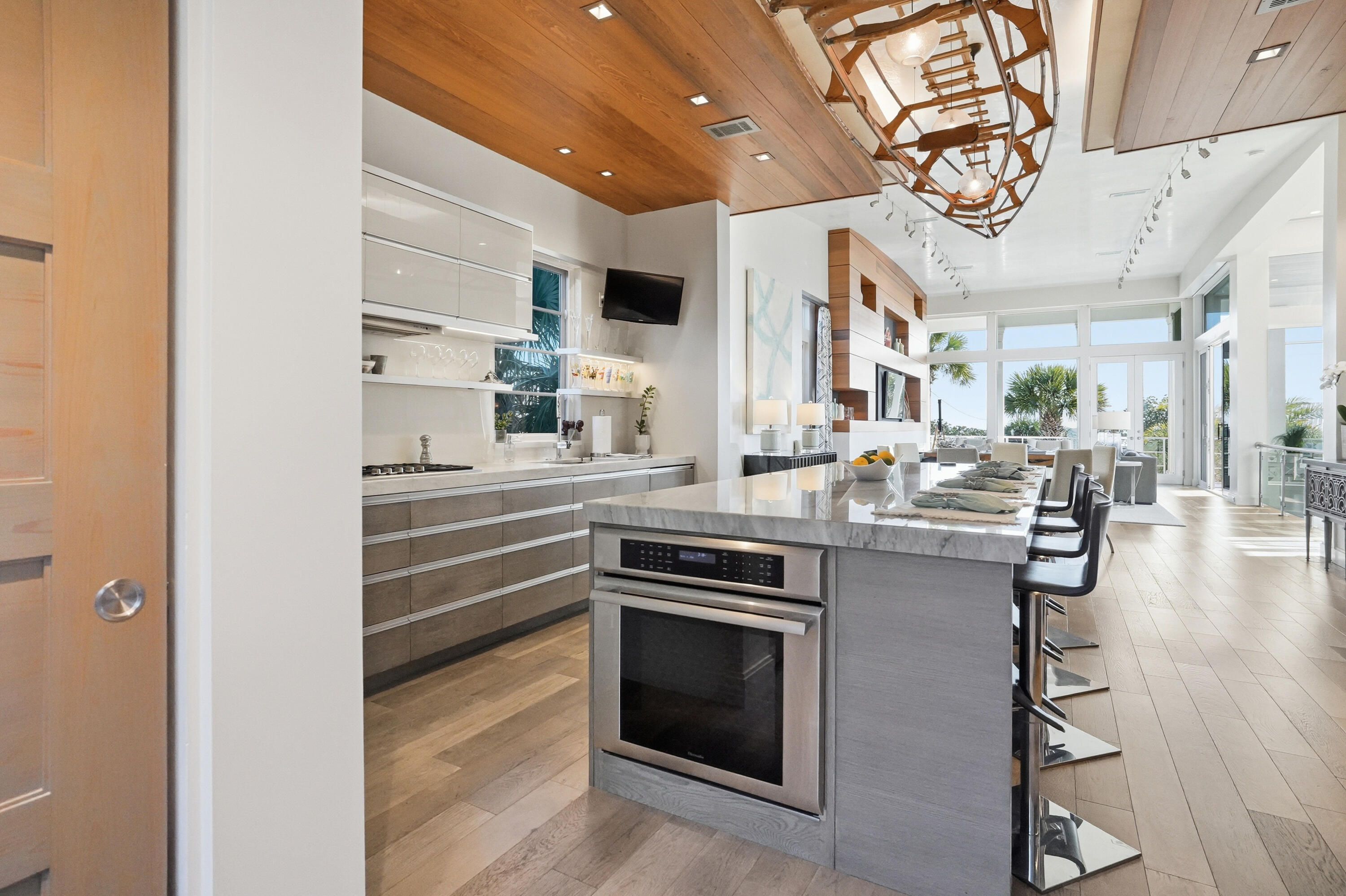 BLUE MOUNTAIN BEACH - Residential