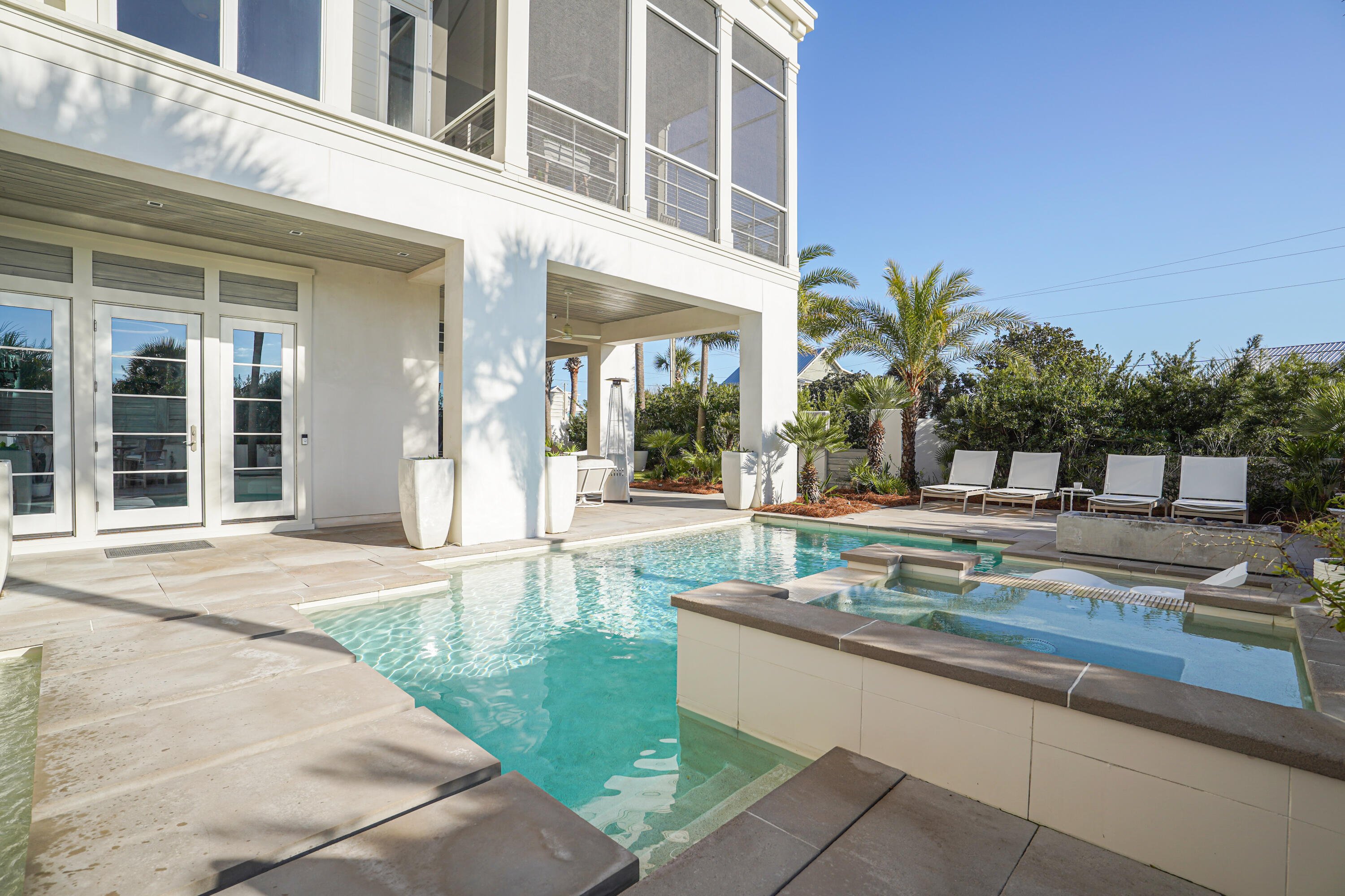 BLUE MOUNTAIN BEACH - Residential