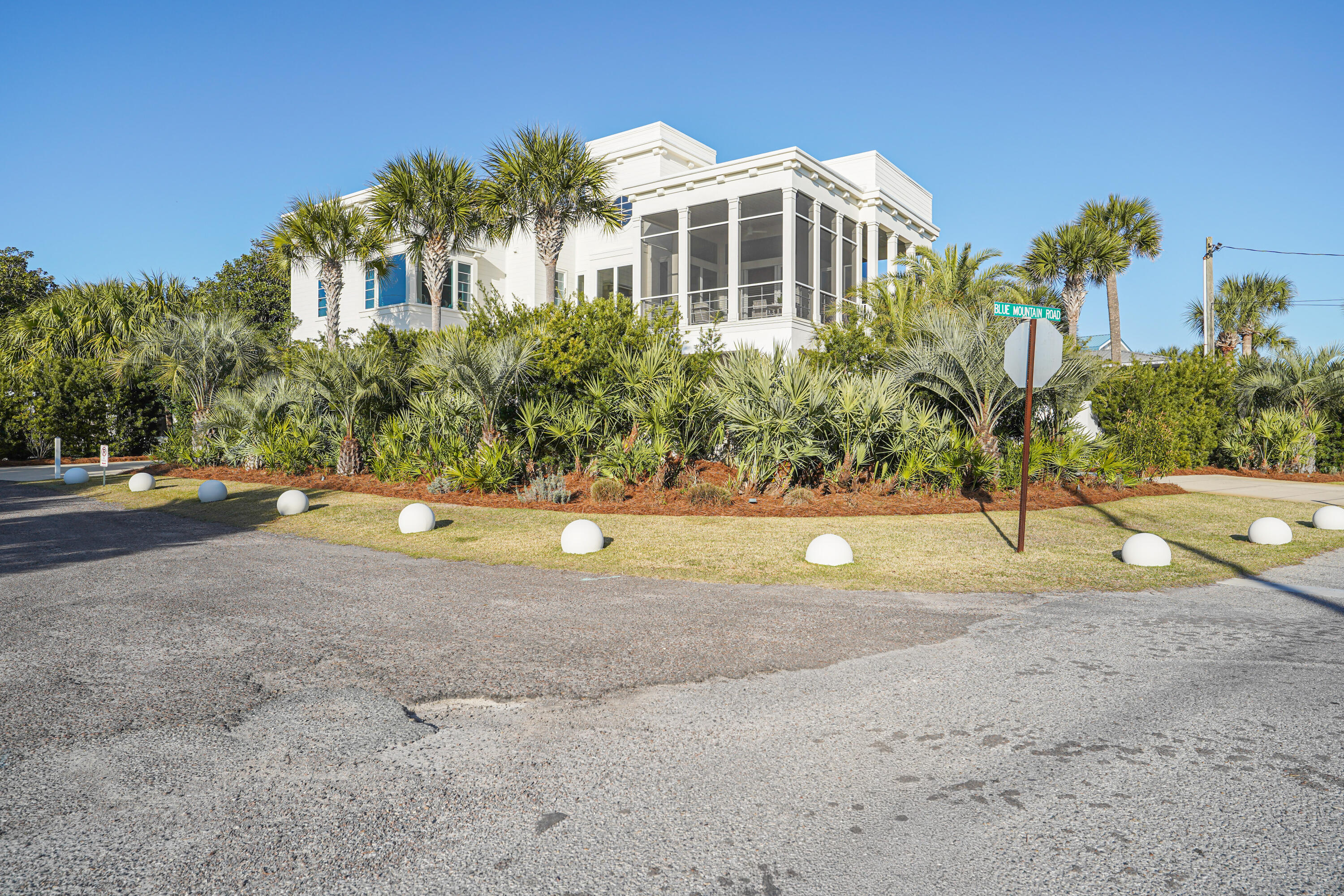 BLUE MOUNTAIN BEACH - Residential