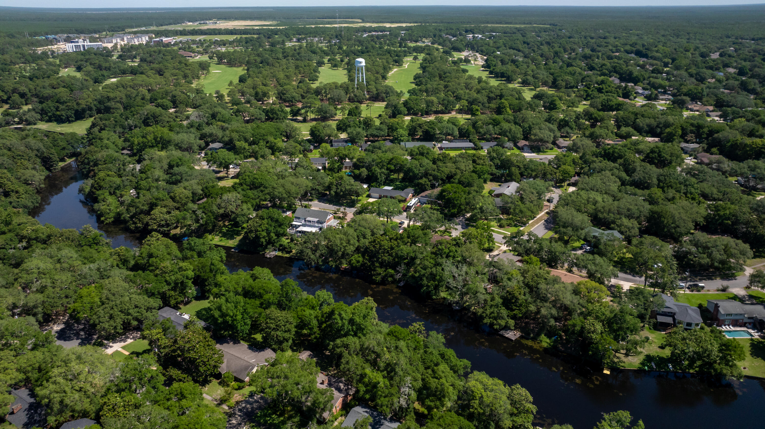 CHELSEA WOODS - Residential