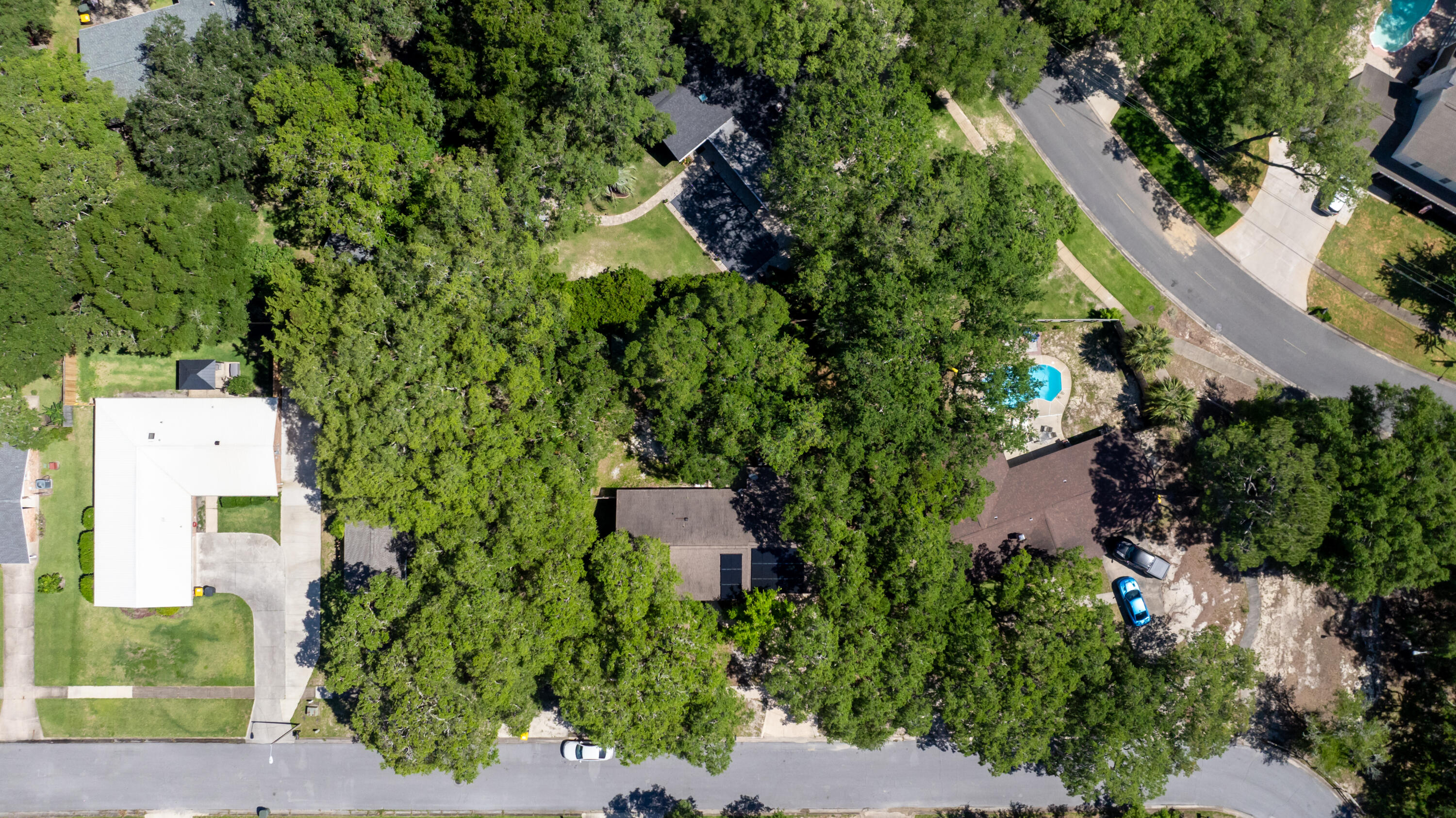 CHELSEA WOODS - Residential