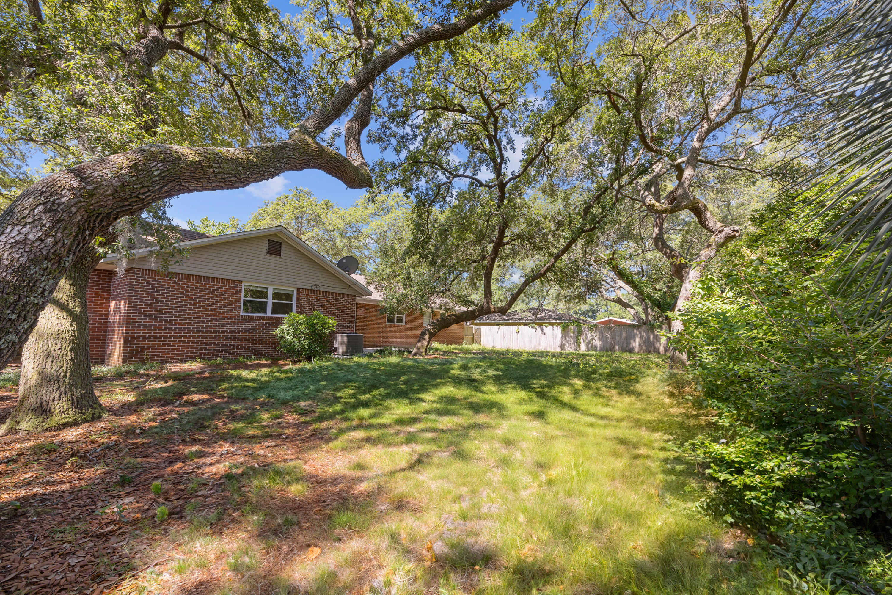 CHELSEA WOODS - Residential