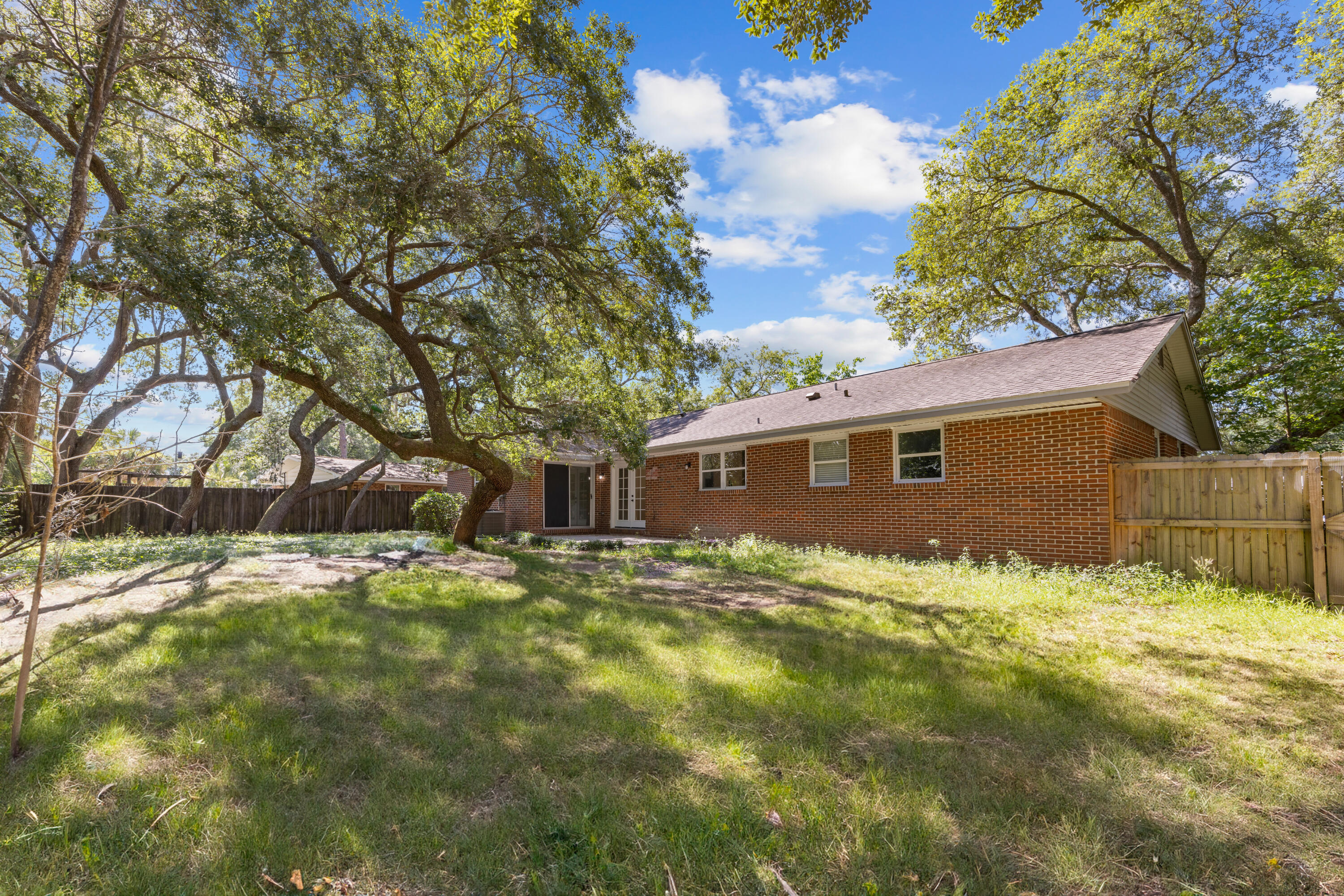 CHELSEA WOODS - Residential