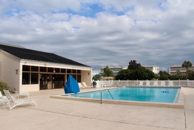 TERRA COTTA TERRACE - Residential