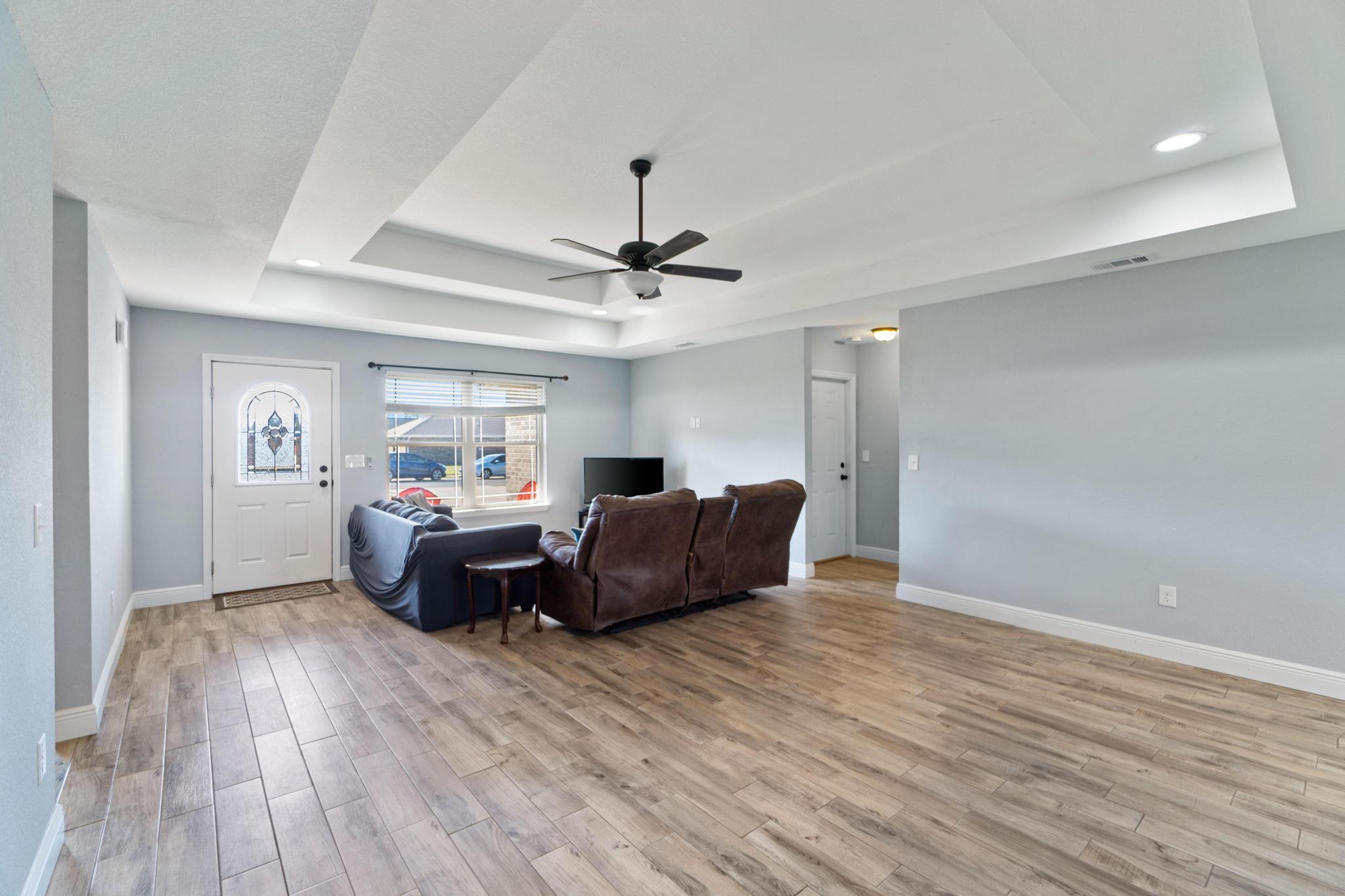 SHADOW LAKES - Residential