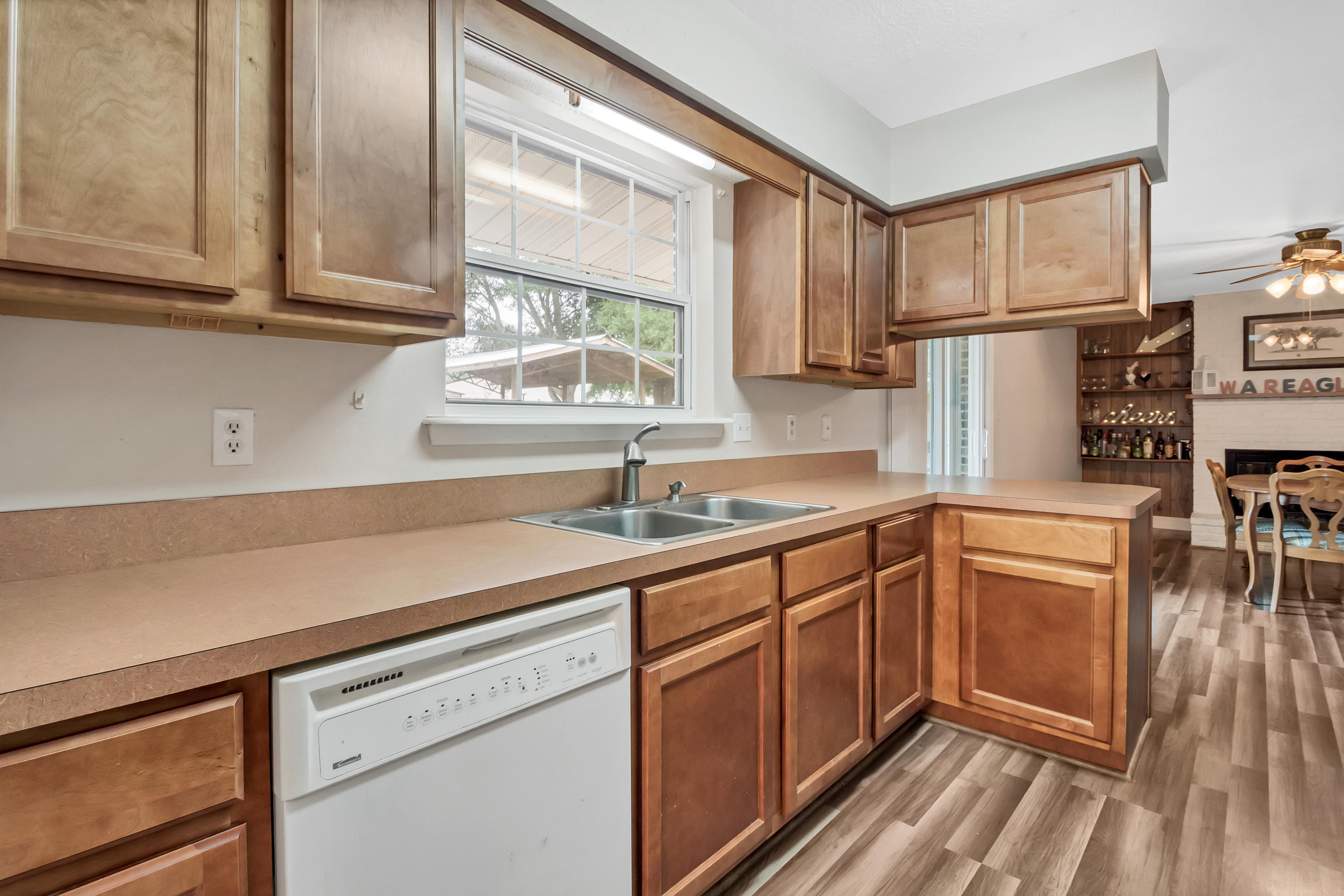 SHERWOOD FOREST - Residential