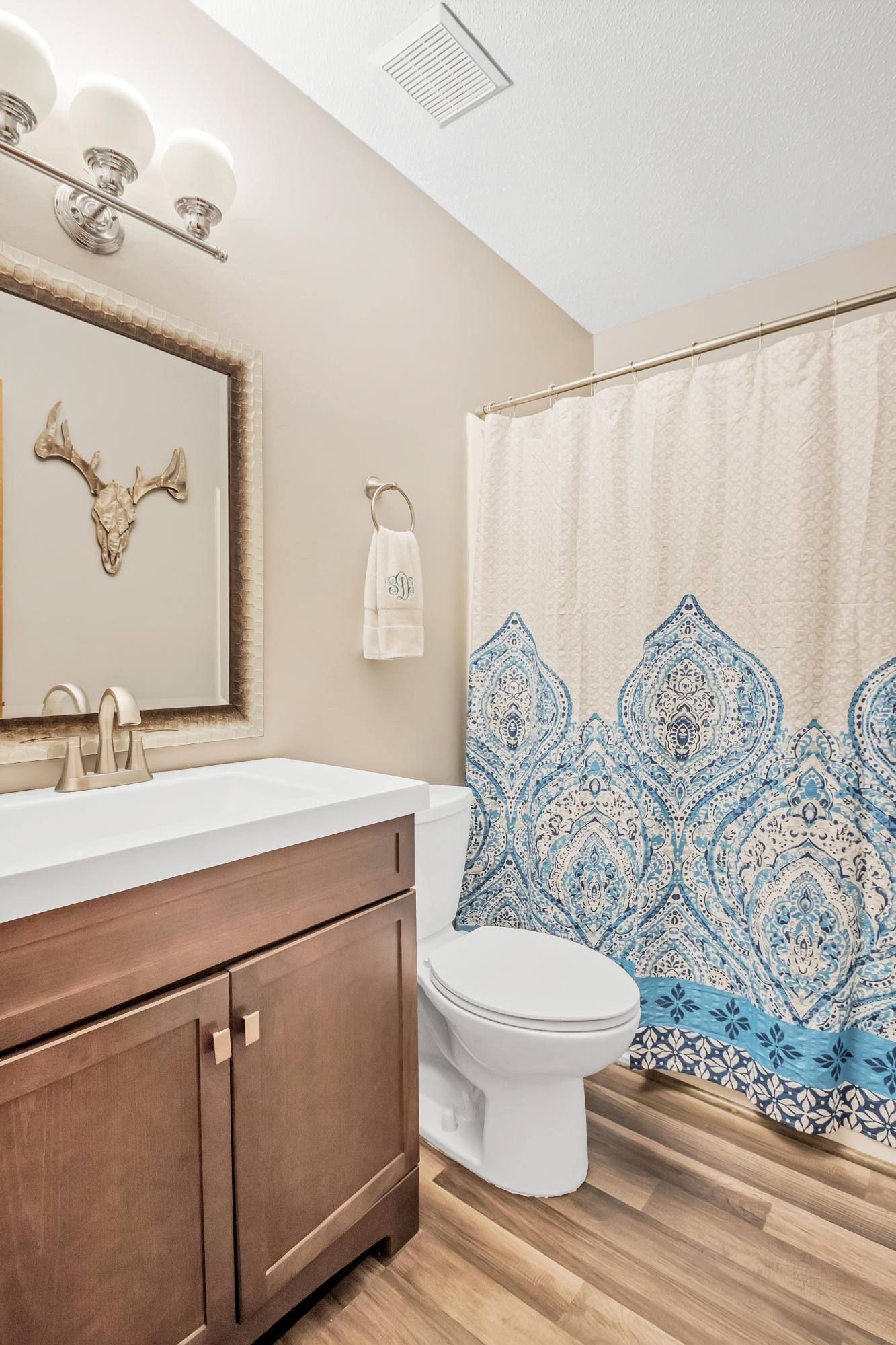 SHERWOOD FOREST - Residential