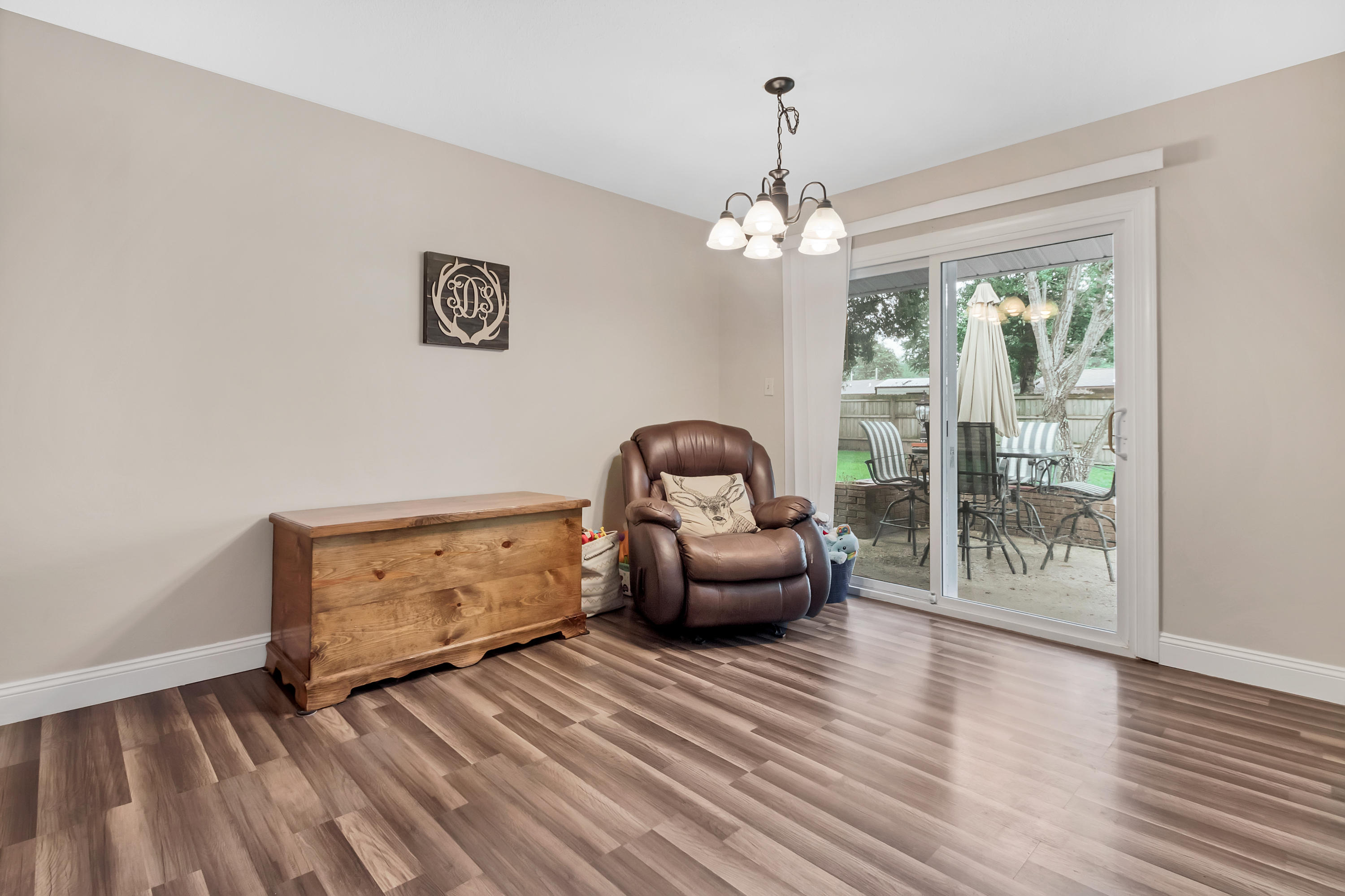 SHERWOOD FOREST - Residential