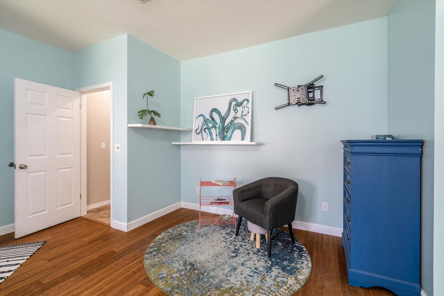 ROCKY BAYOU ESTATES 01 - Residential Lease