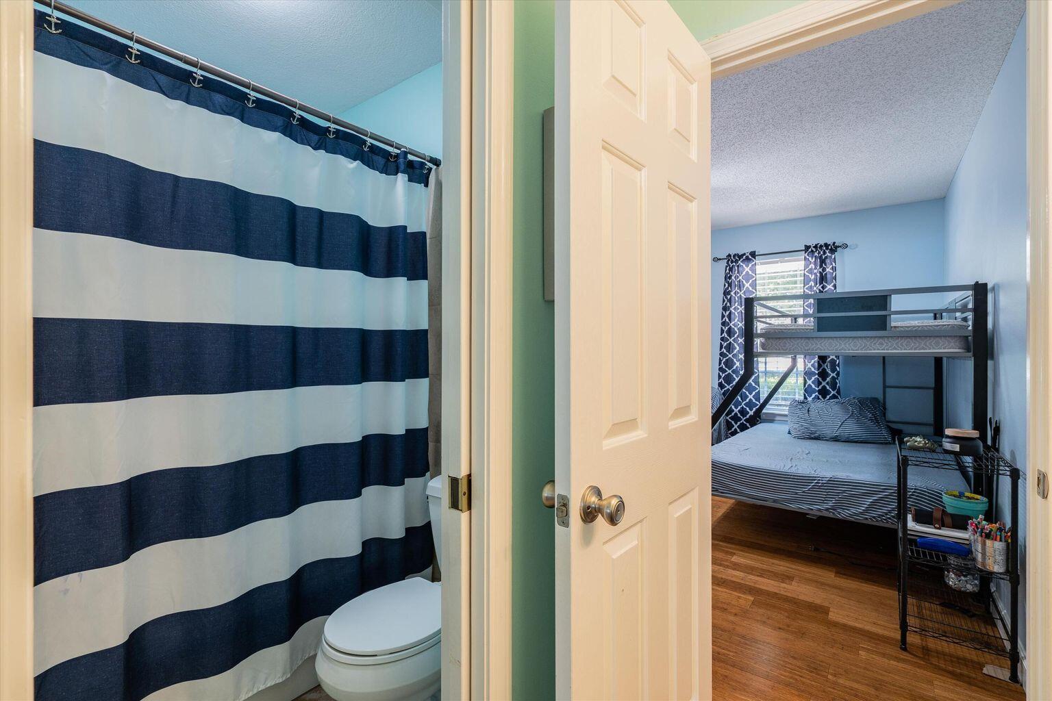ROCKY BAYOU ESTATES 01 - Residential Lease
