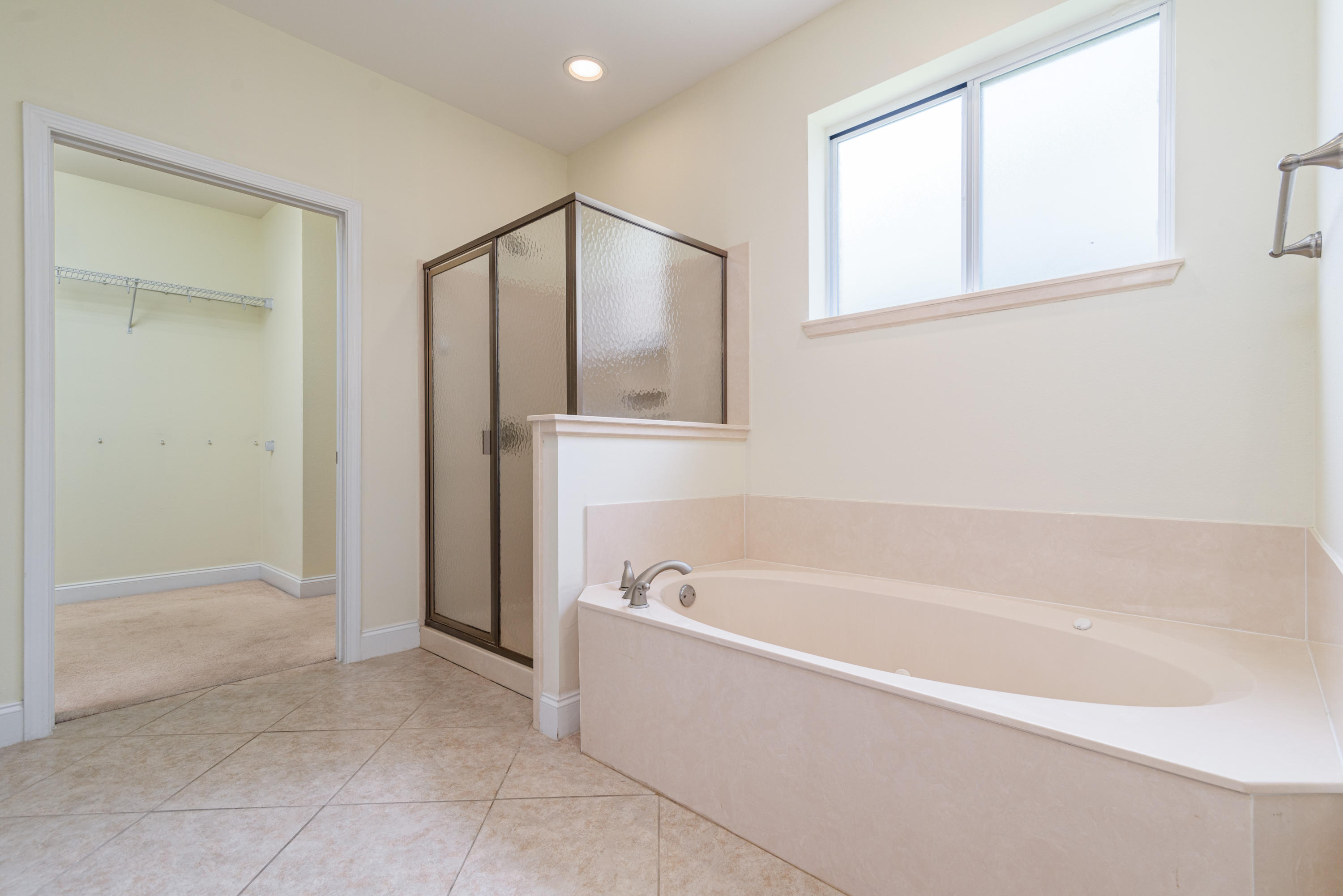 TURNBERRY PLACE - Residential