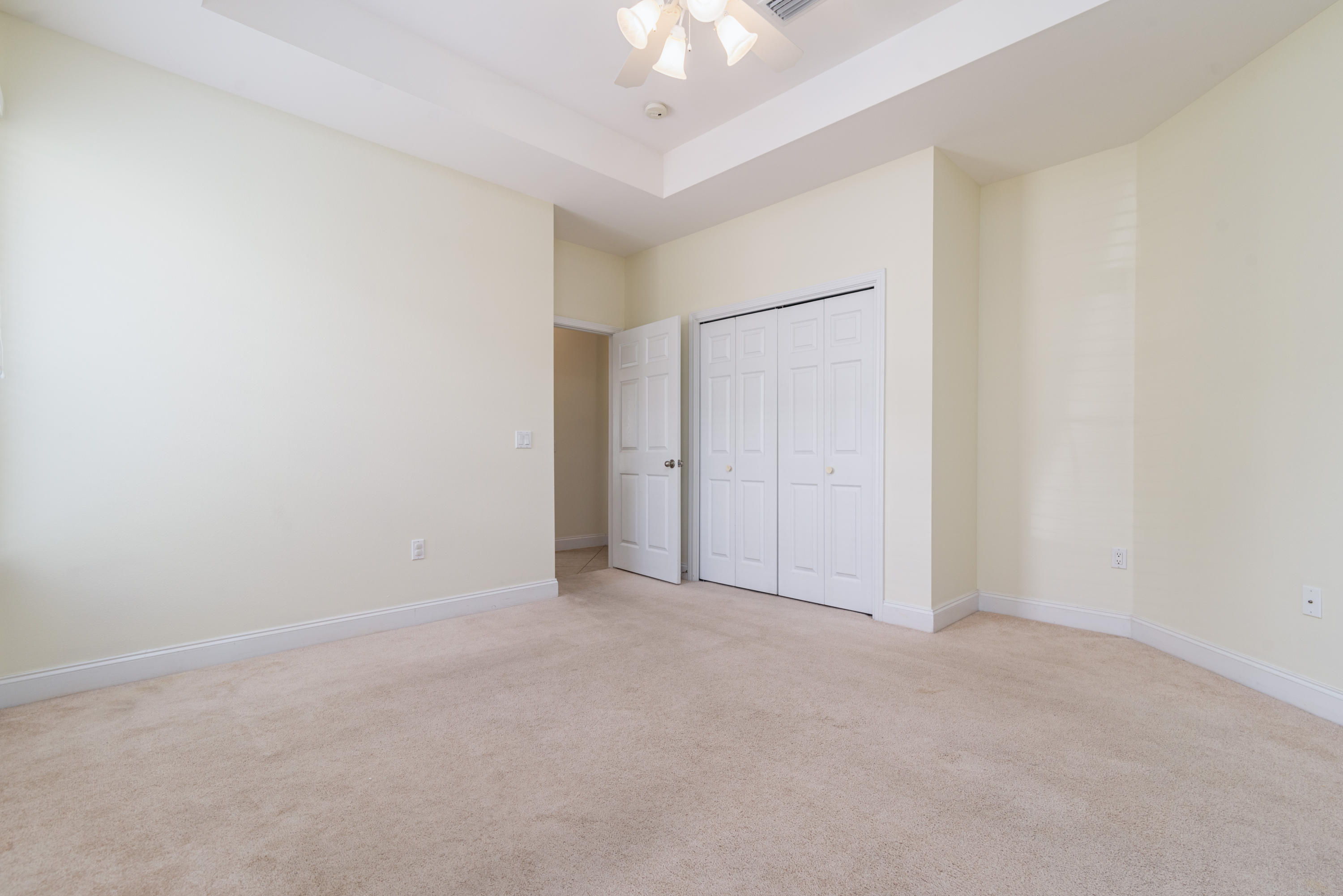 TURNBERRY PLACE - Residential