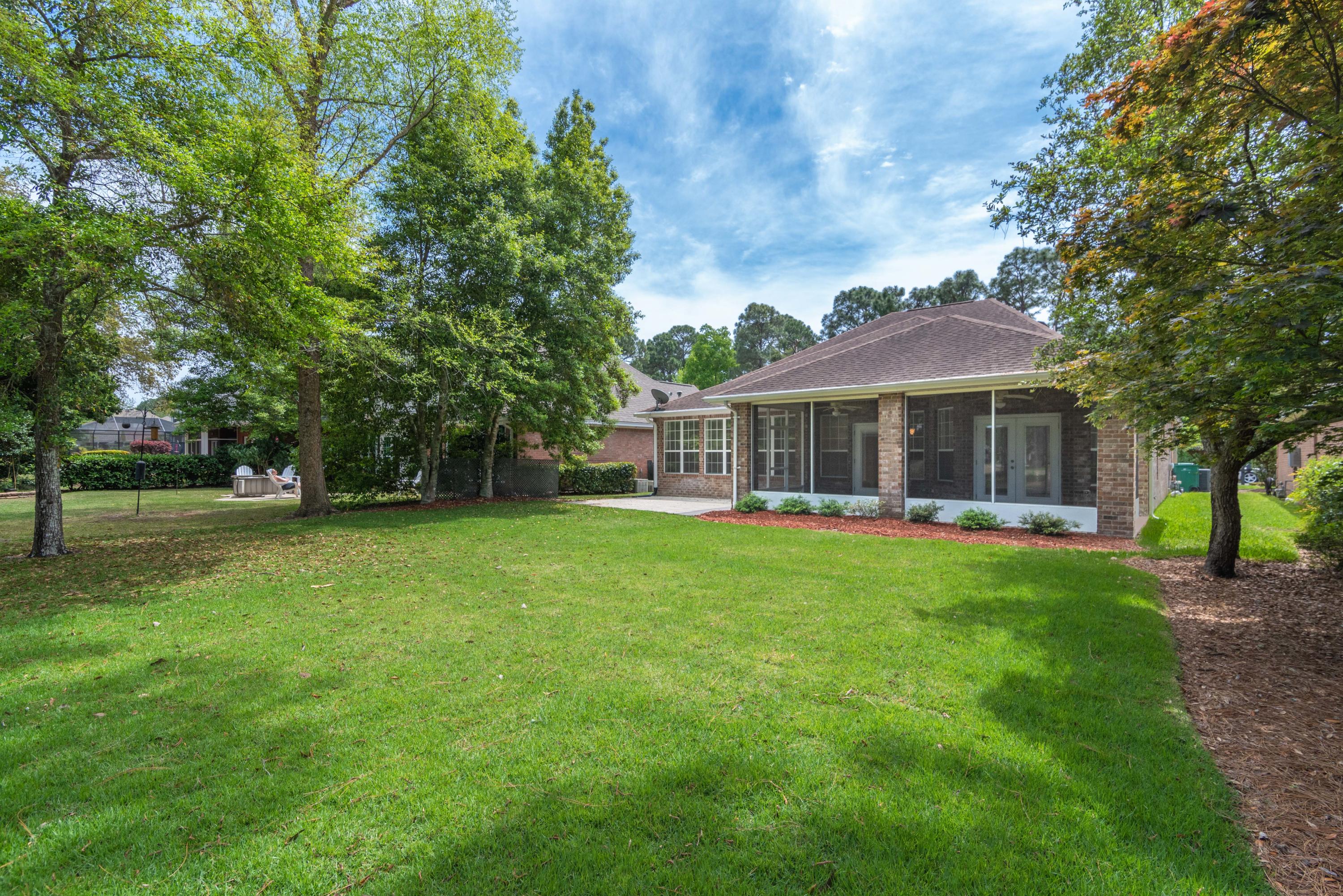 TURNBERRY PLACE - Residential