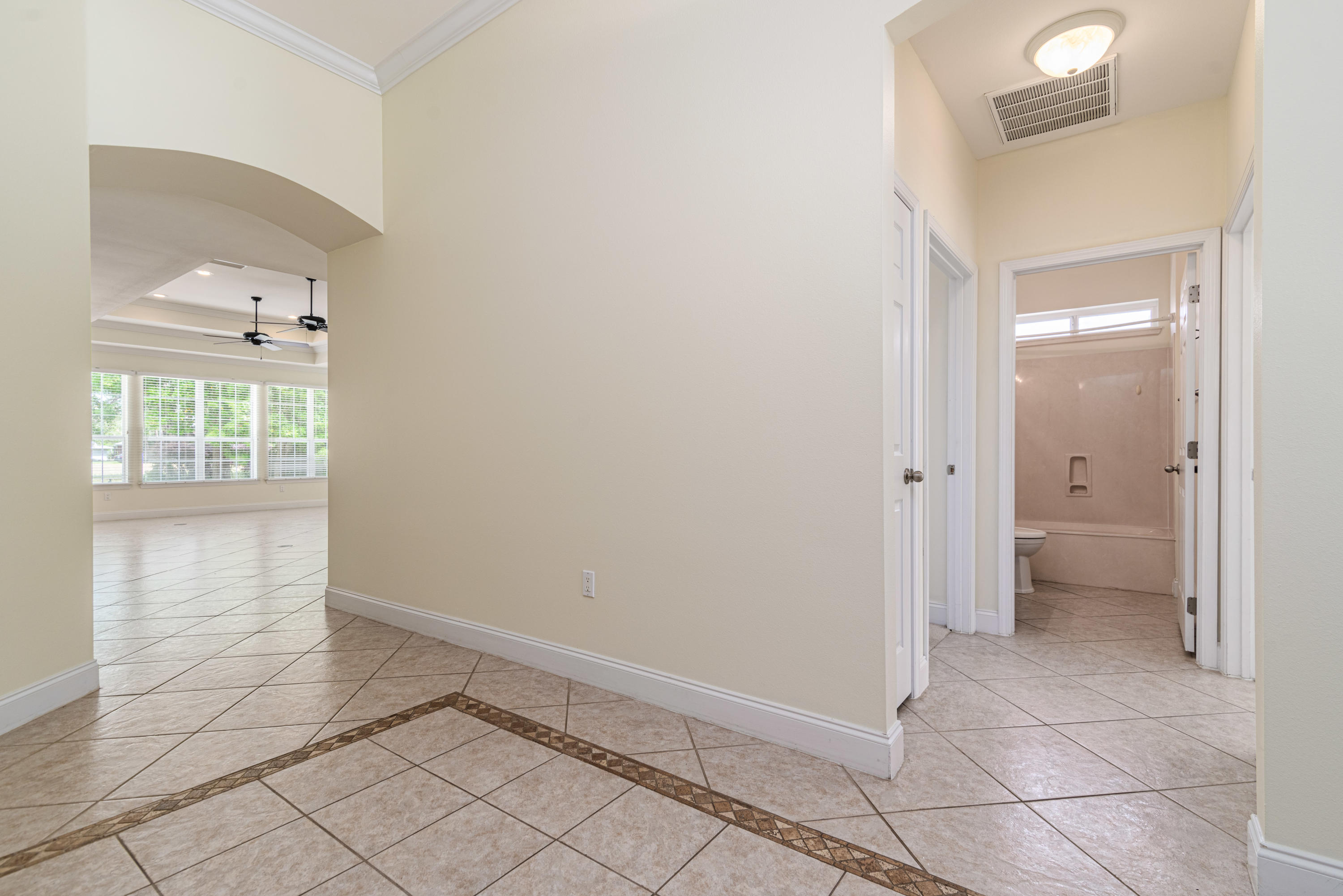 TURNBERRY PLACE - Residential