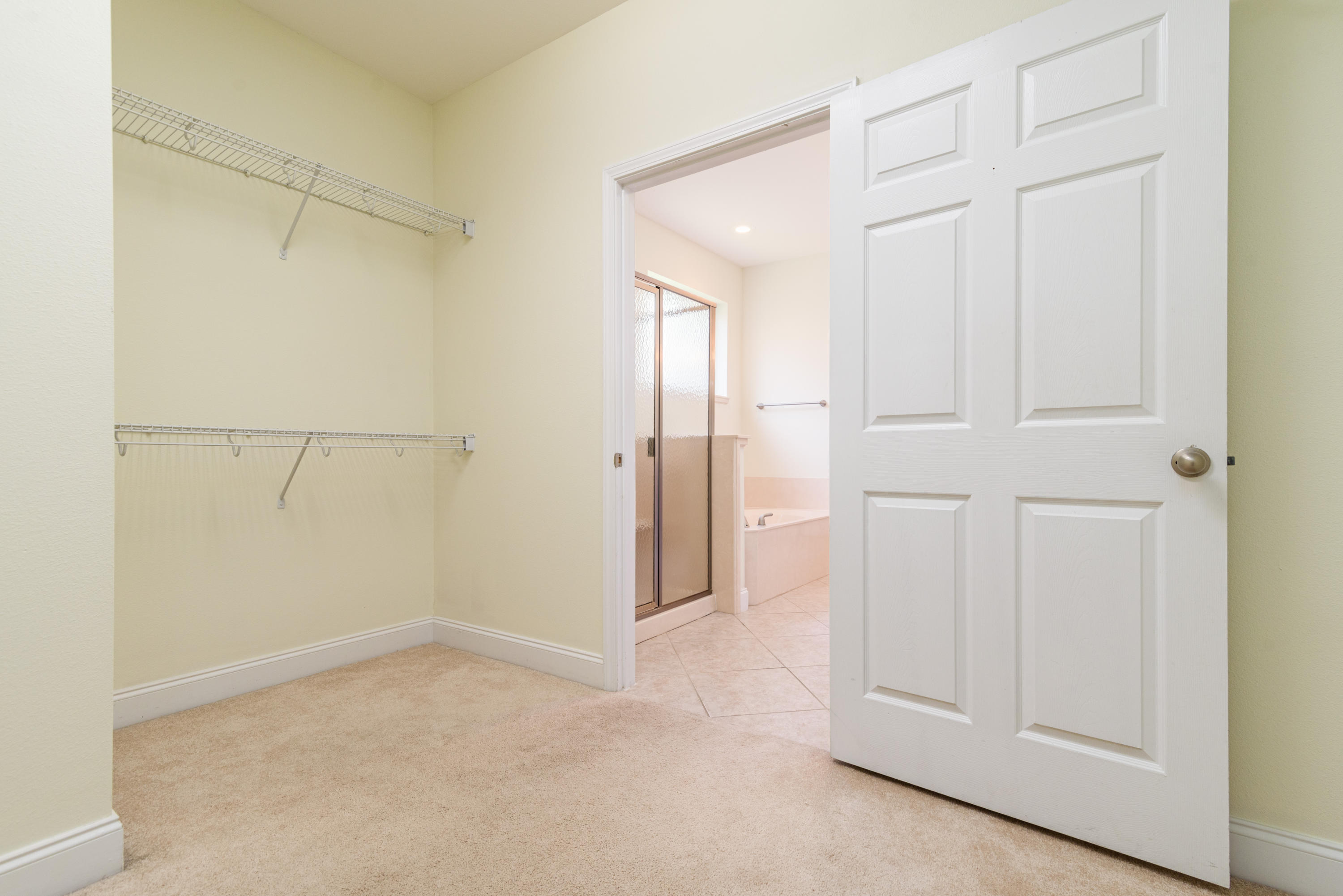 TURNBERRY PLACE - Residential