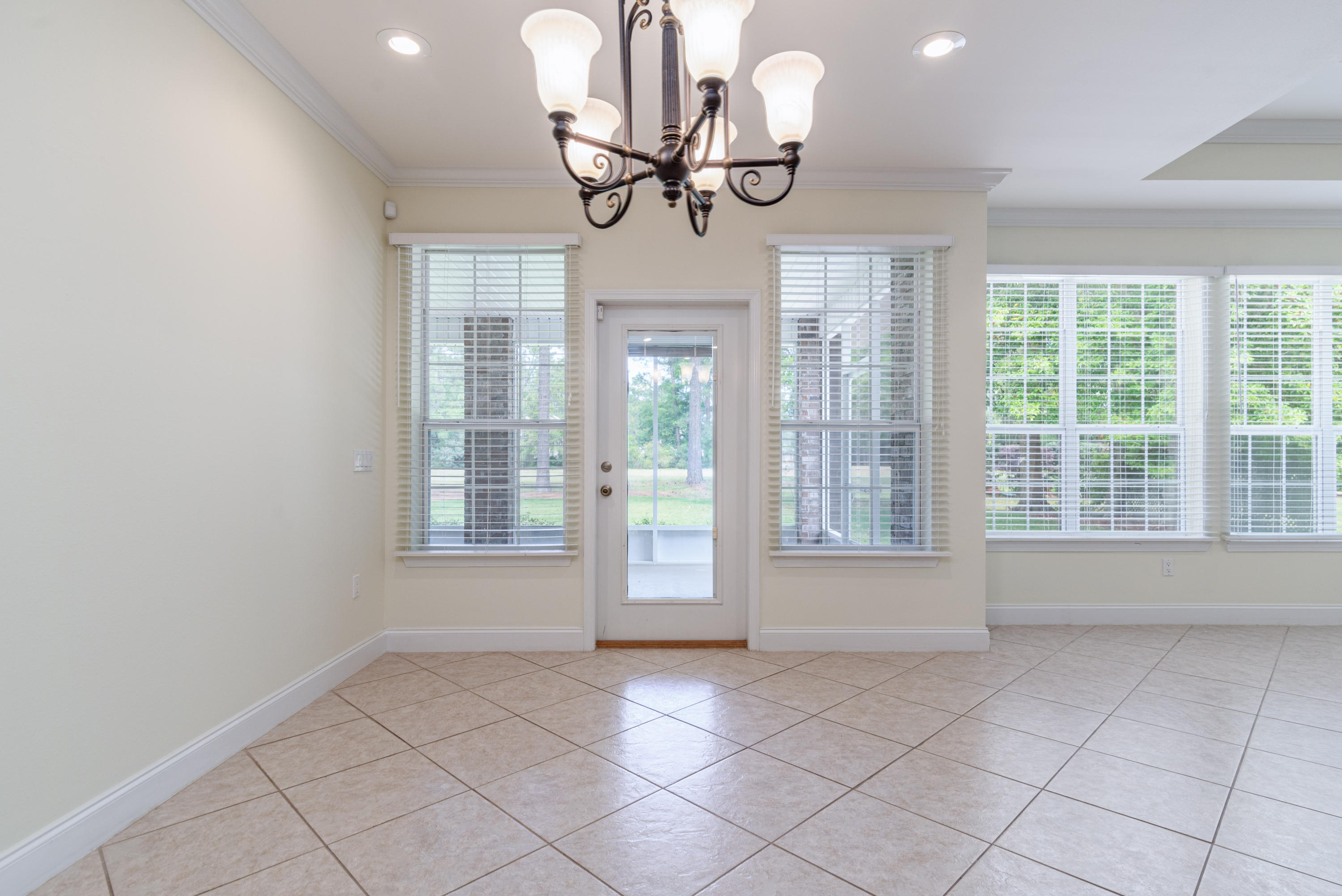 TURNBERRY PLACE - Residential