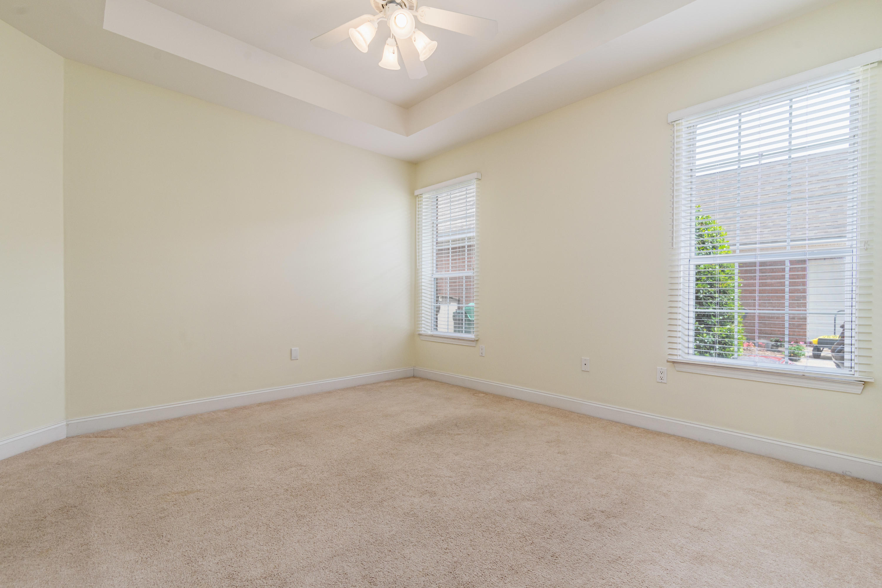 TURNBERRY PLACE - Residential