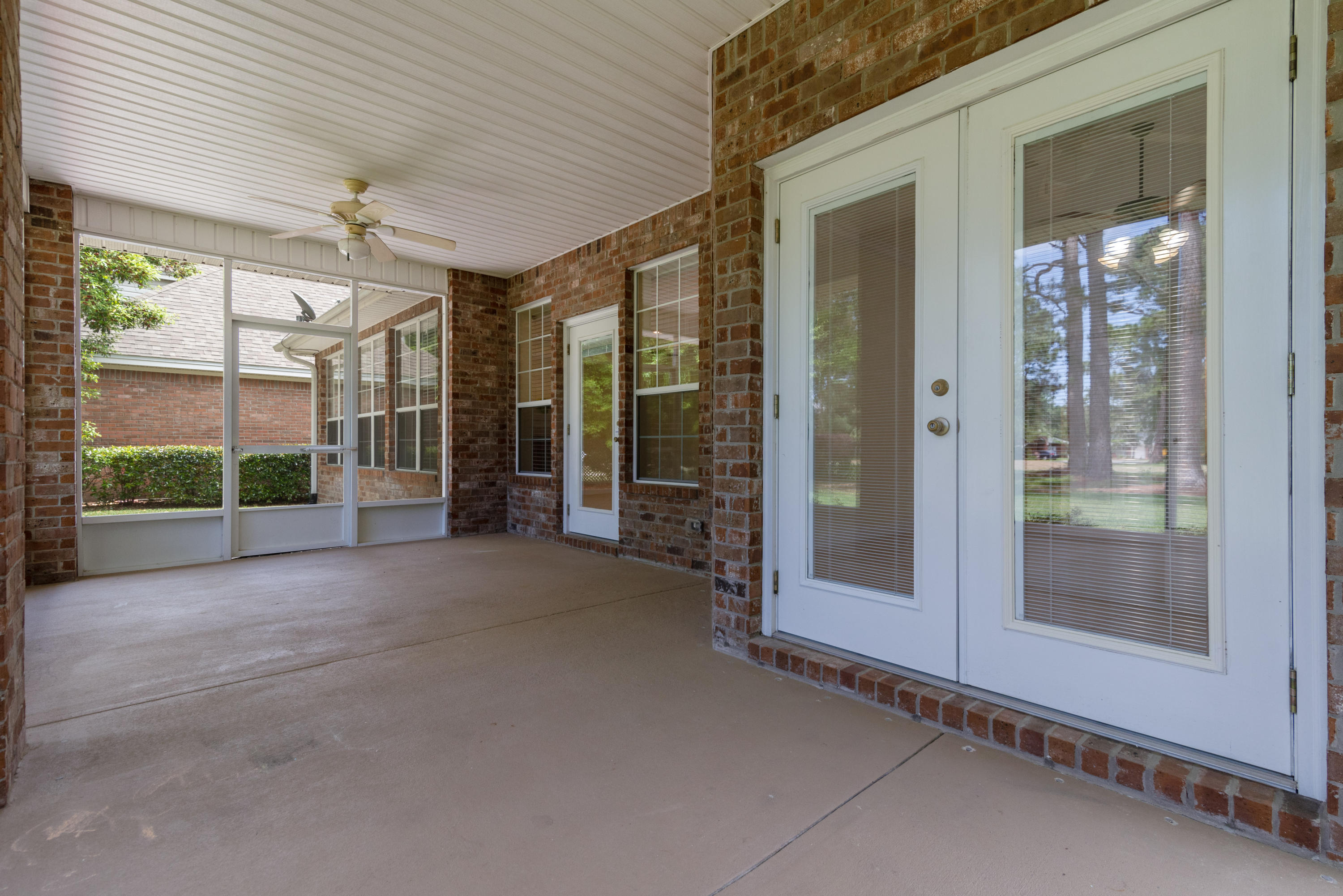 TURNBERRY PLACE - Residential