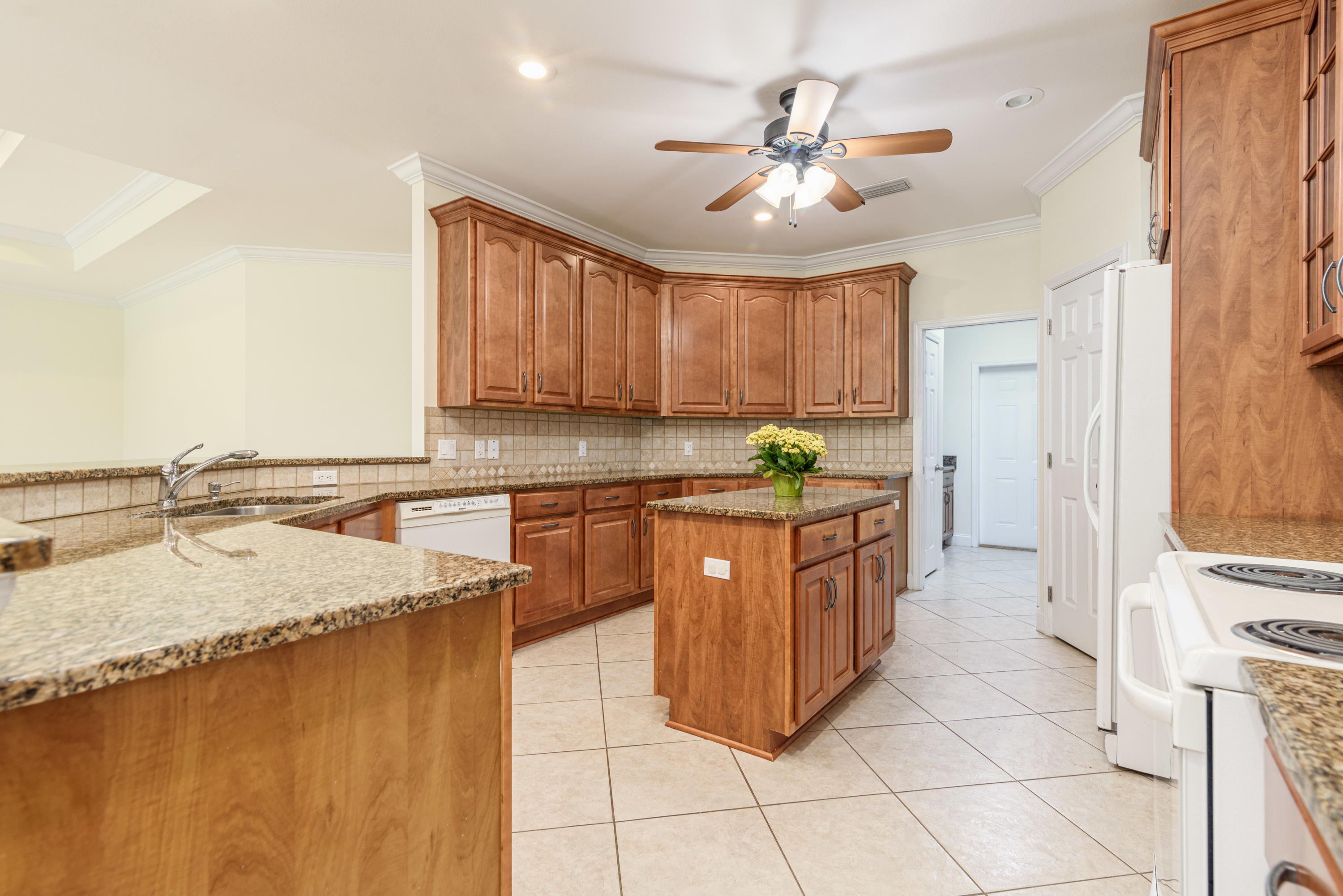 TURNBERRY PLACE - Residential